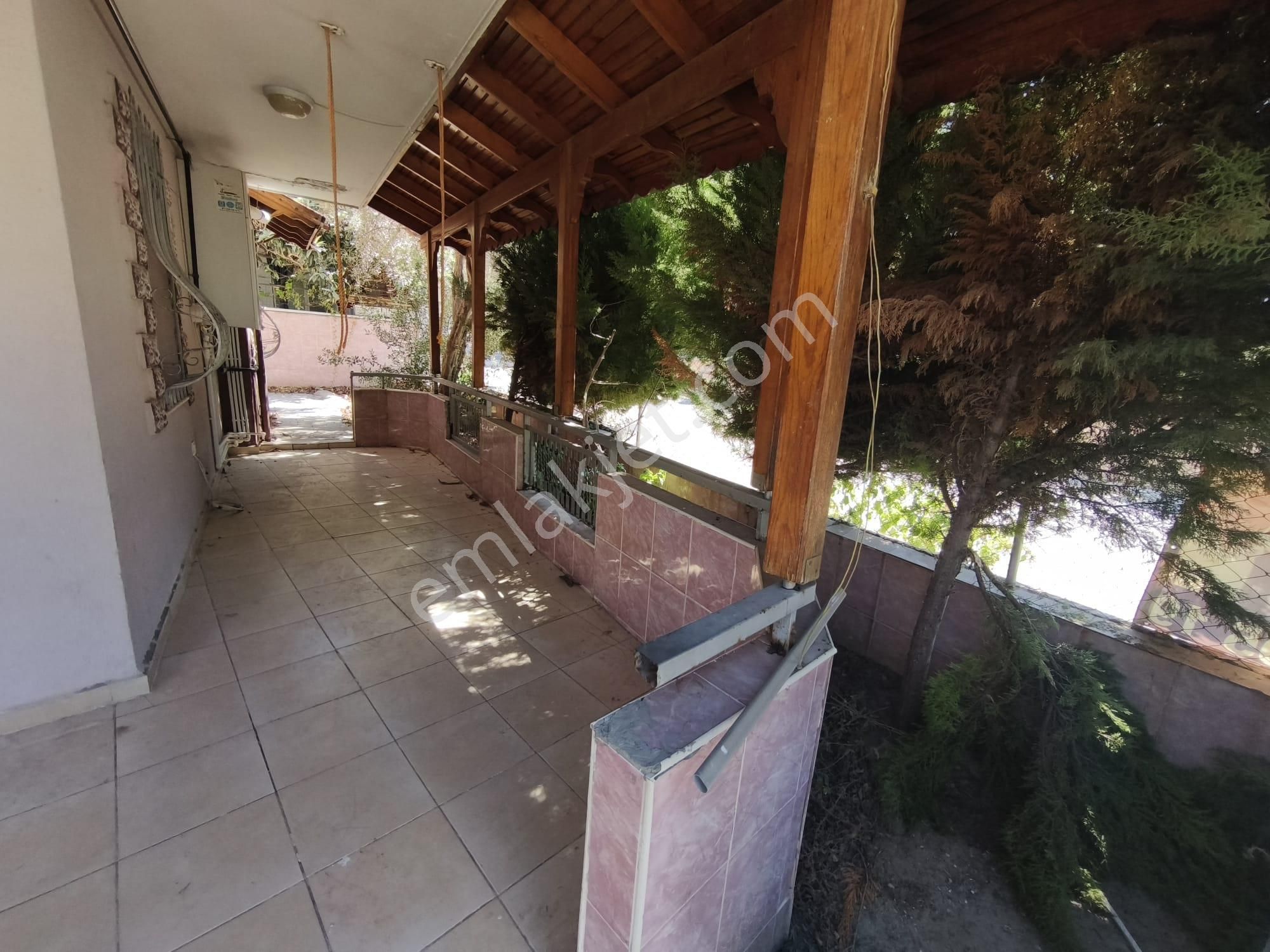 Urla Kalabakta Denize 100m. D.gazlı Dubleks Satılık 3+1 Villa - Görsel 9