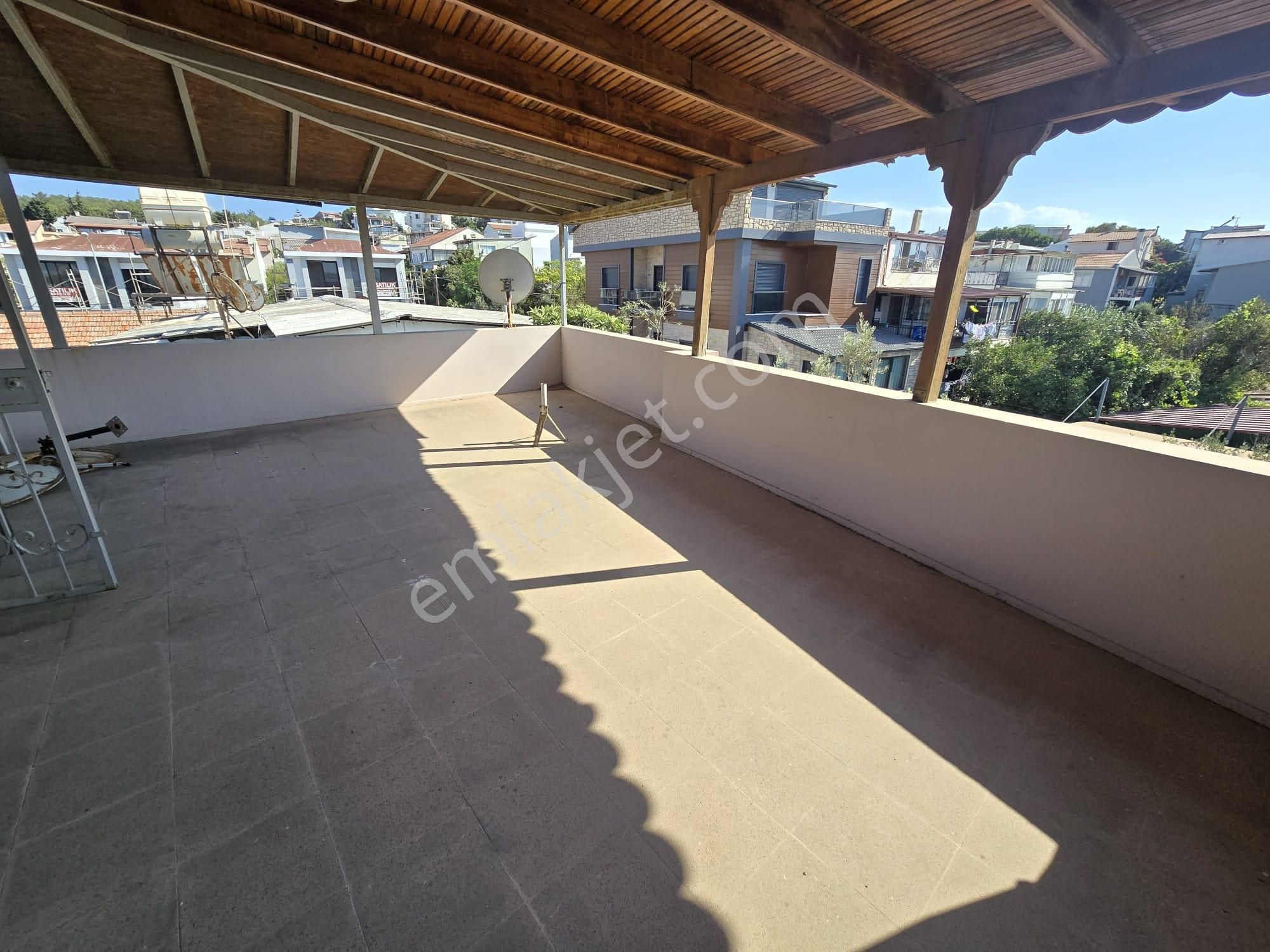 Urla Kalabakta Denize 100m. D.gazlı Dubleks Satılık 3+1 Villa - Görsel 26