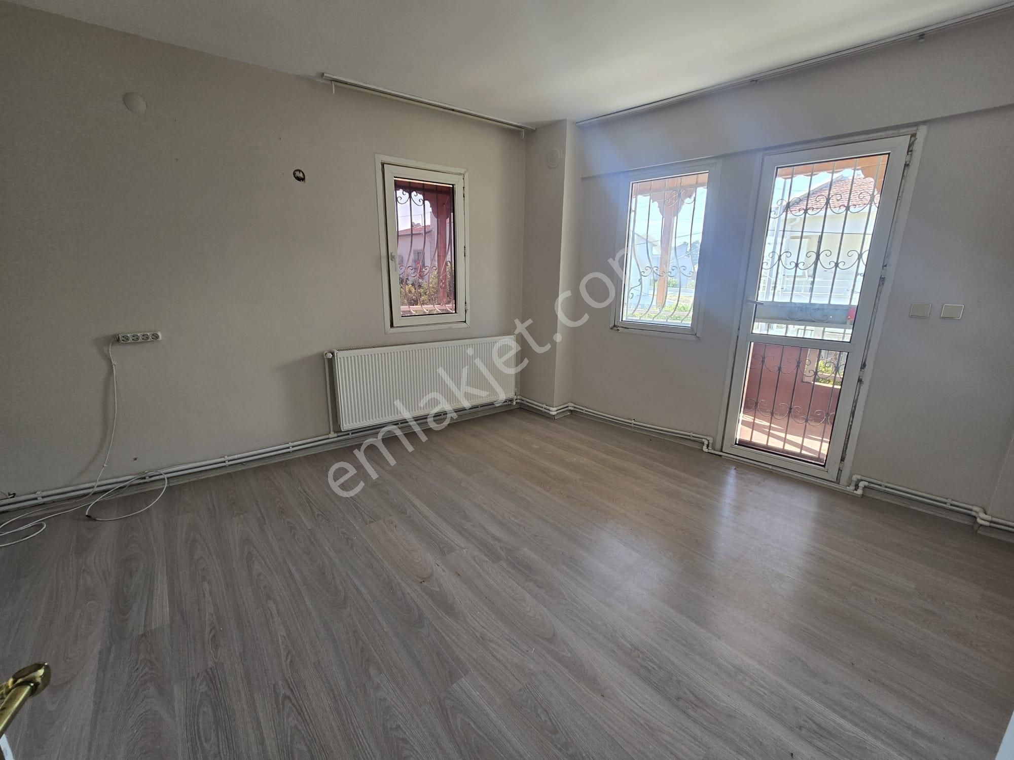 Urla Kalabakta Denize 100m. D.gazlı Dubleks Satılık 3+1 Villa - Görsel 19