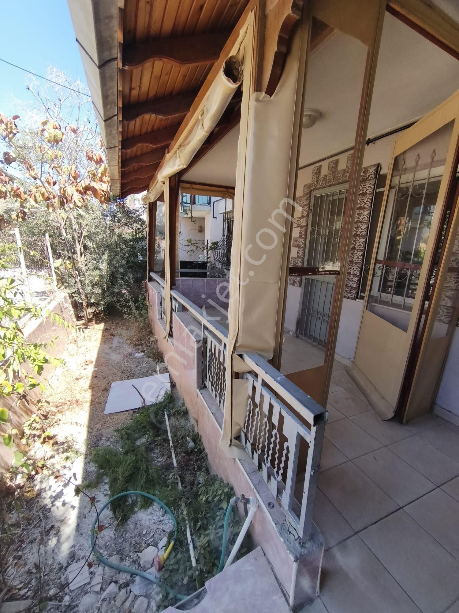 Urla Kalabakta Denize 100m. D.gazlı Dubleks Satılık 3+1 Villa - Görsel 8