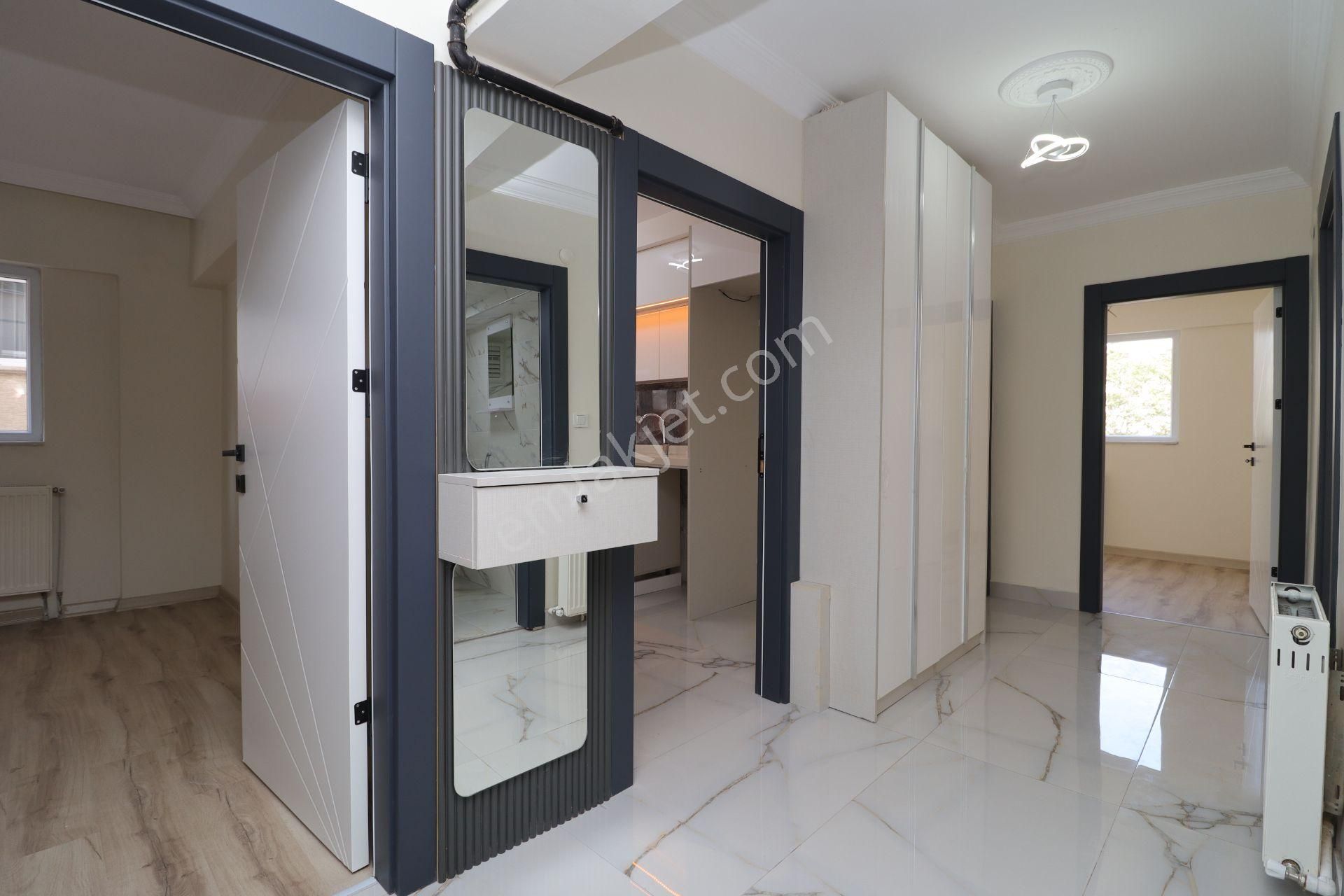 Fırsat Atakent Mah.14.cadde Yanı Fulll Yapılı 3+1 Ara Kat Satılık Daire - Görsel 13