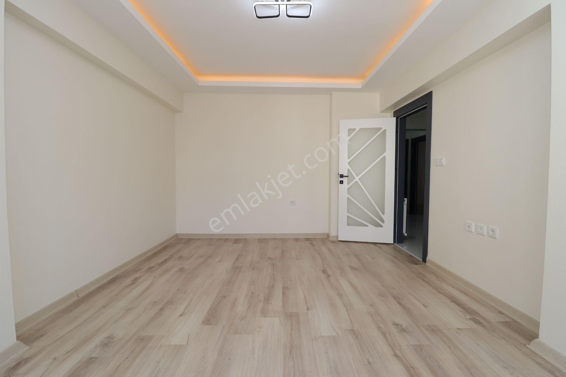 Fırsat Atakent Mah.14.cadde Yanı Fulll Yapılı 3+1 Ara Kat Satılık Daire - Görsel 18