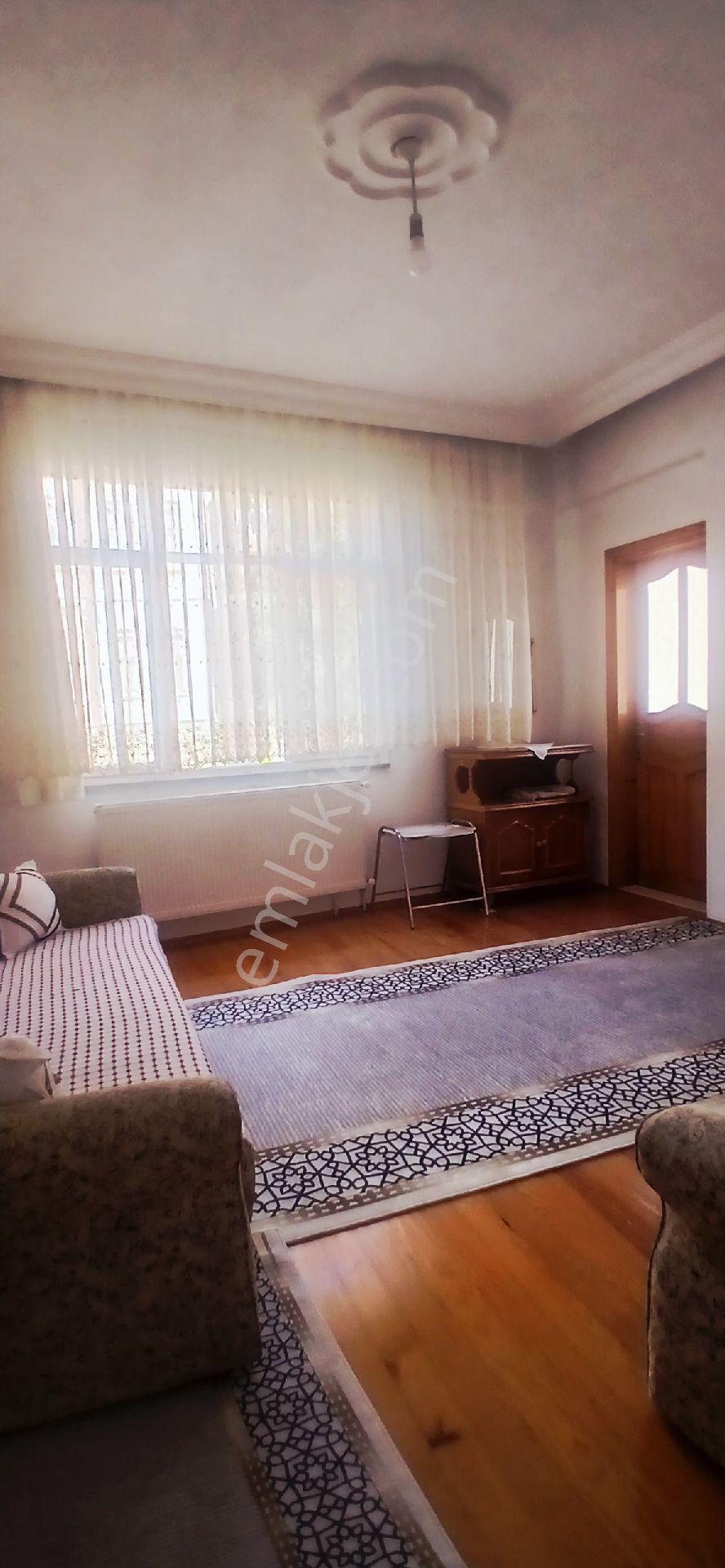Camıkebır Mahallesinde Eşyalı Kiralık Daire - Görsel 8