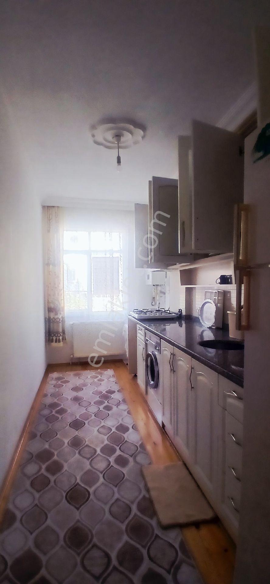 Camıkebır Mahallesinde Eşyalı Kiralık Daire - Görsel 5