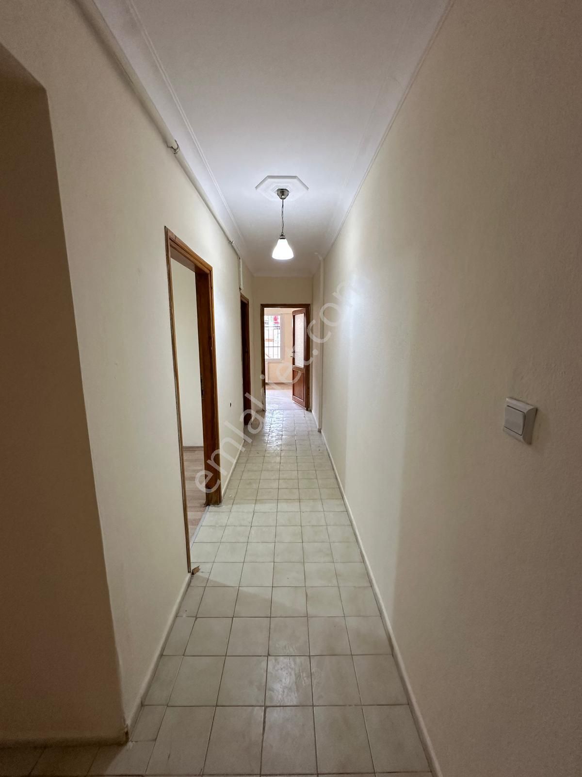 Ata Emlak'tan Çınarcık Girişi 2+1 Kiralık Daire - Görsel 5