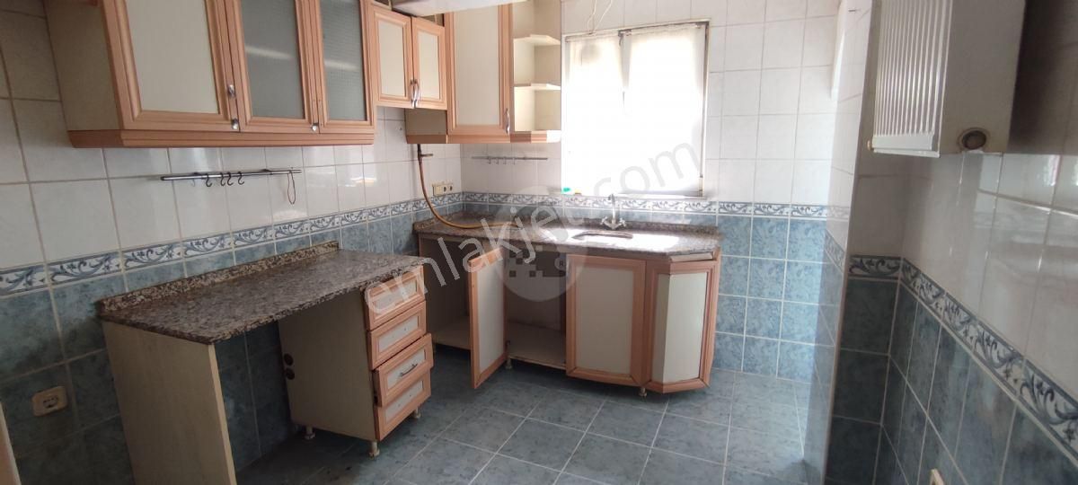 Çorlu Heykel Meydanı Yakını Kiralık Daire P.no:1795 M