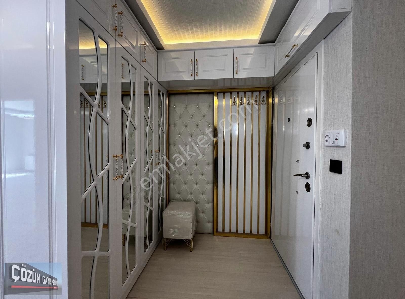 Çözüm Farkı İle 3+1 Full Yapılı Kombili İskanlı Geniş Ve Ferah - Görsel 13