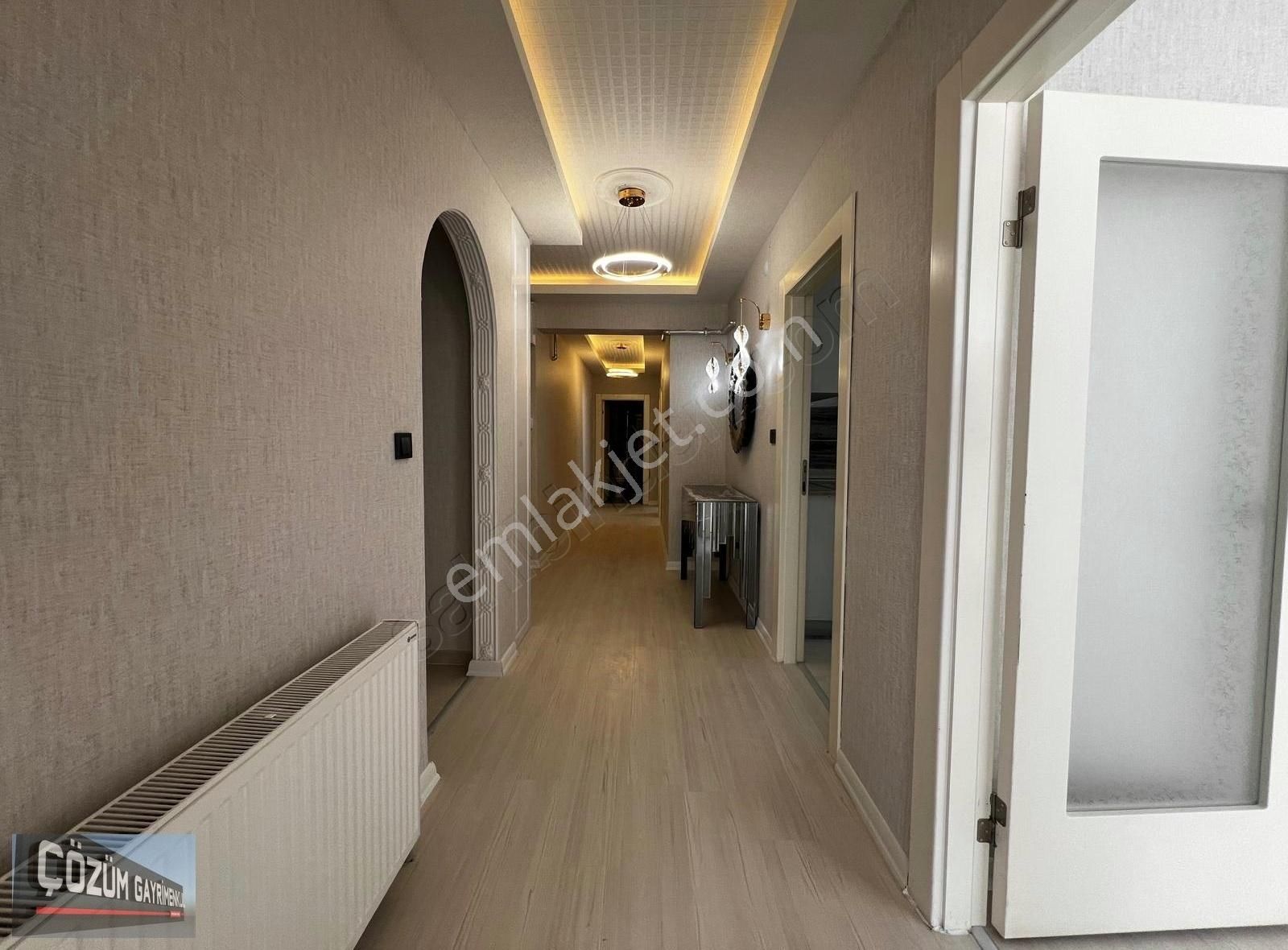 Çözüm Farkı İle 3+1 Full Yapılı Kombili İskanlı Geniş Ve Ferah - Görsel 15