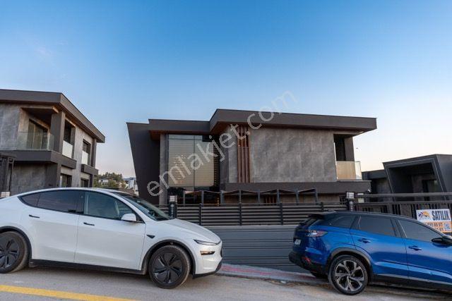 Kuşadası Soğucak'ta Full Manzara-full Eşya-rolls Royce Tavan - Görsel 7