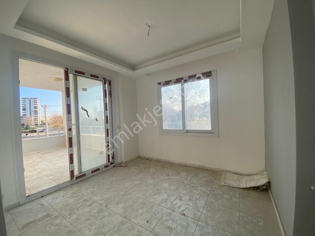Deniz Manzaralı 2+1 Açık Mutfaklı Yaz Kış Oturuma Uygun Kiralık - Görsel 11