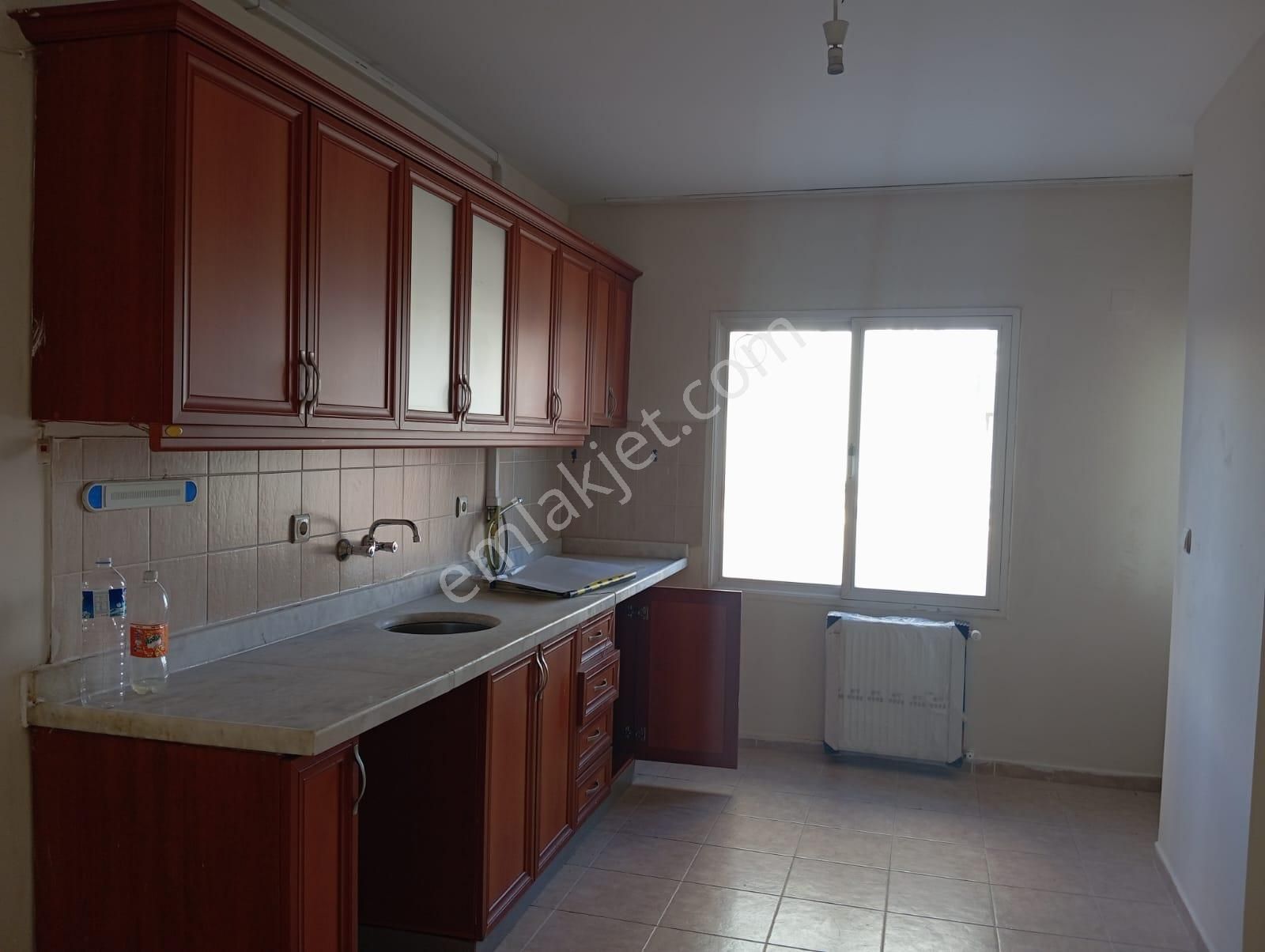 Vega'dan Soli De Deniz Manzaralı Doğalgazlı Anayola Sıfır Kiralık 3+1 Daire - Görsel 13