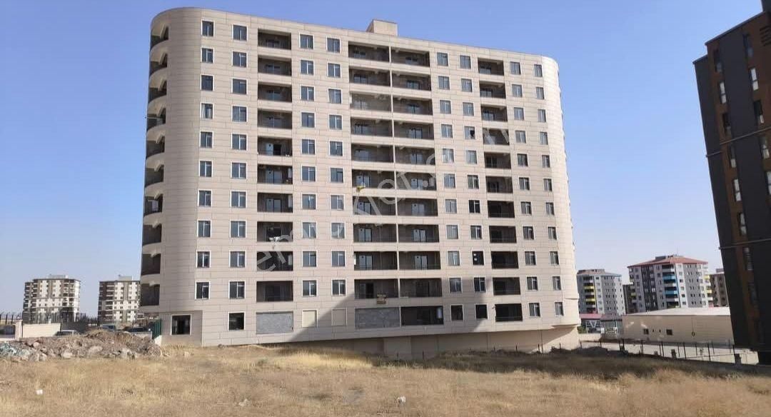 Mehmetçik De 1+1 Eşyalı Satılık Daire