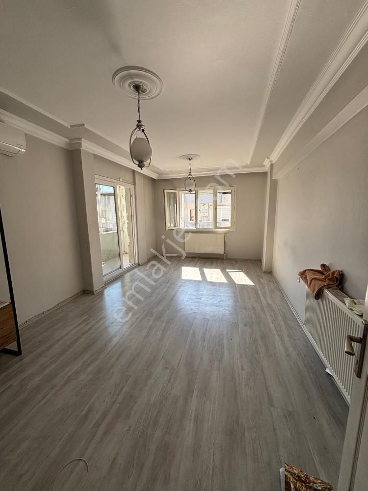 Efeler Mah. 120 M2 Çift Balkonlu 3+1 Satılık Daire