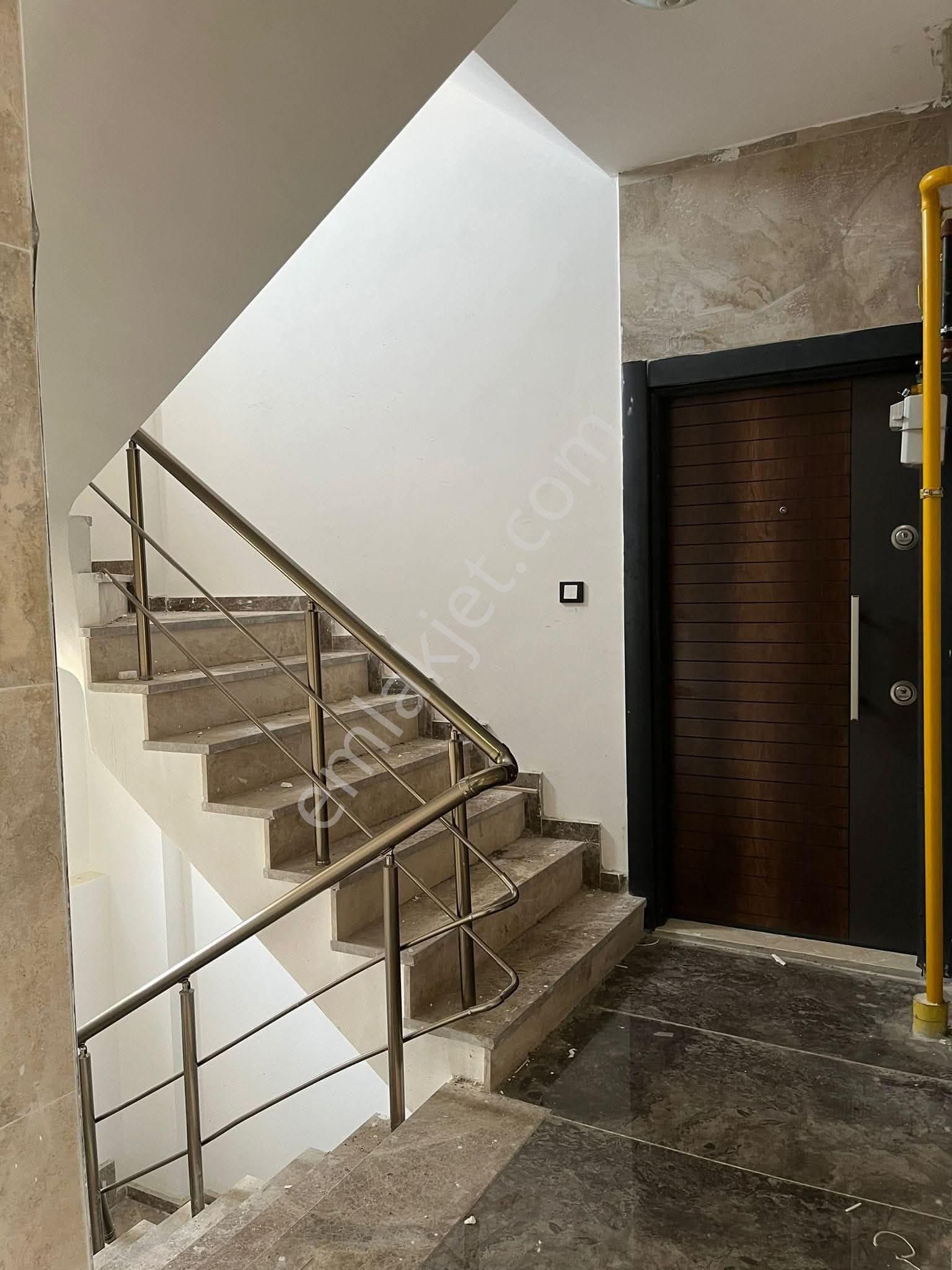 Acil Satılık 2+1 Kapalı Mutfak Yatırımlık Daire - Görsel 2