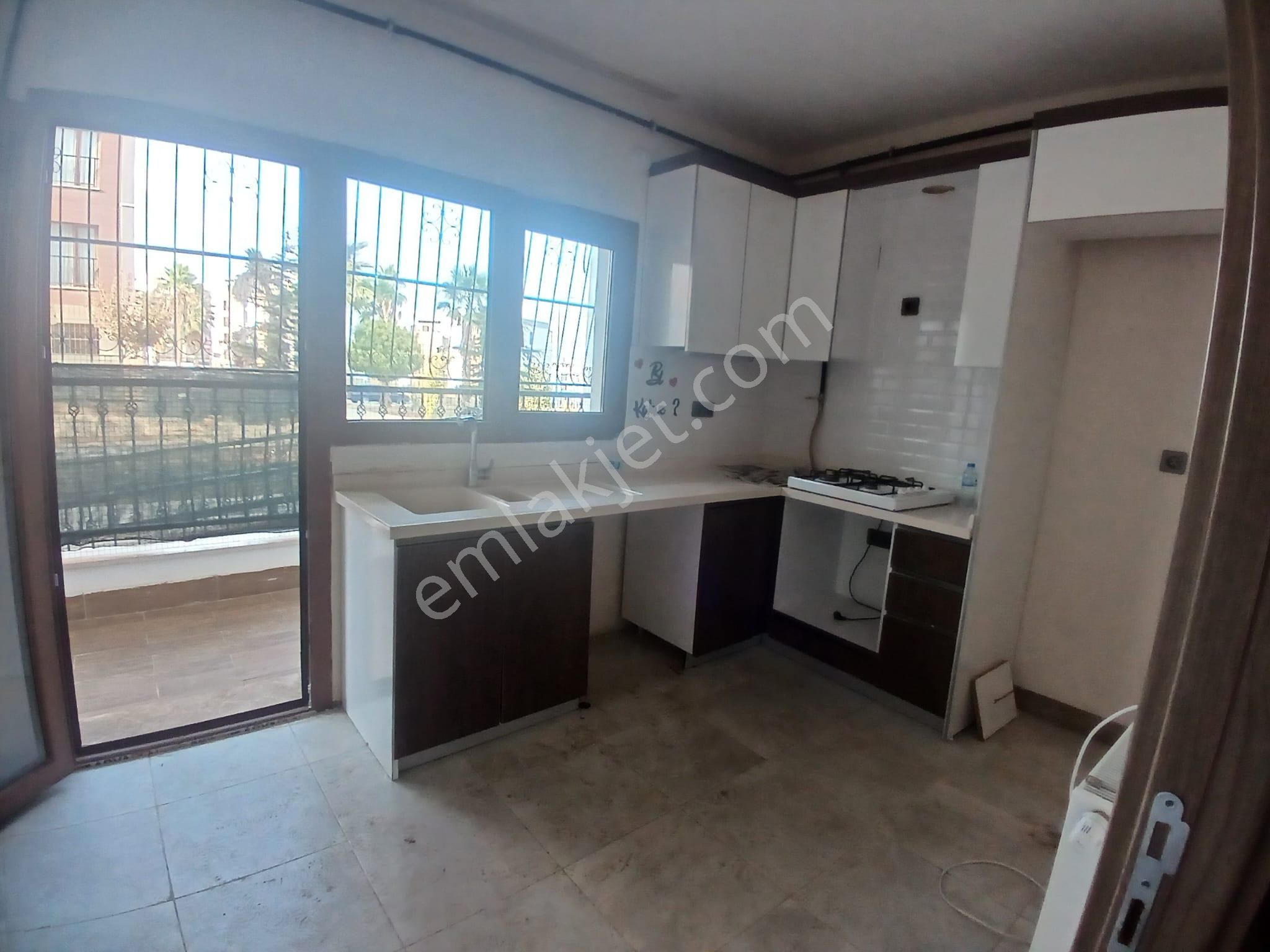 Adana Sarıçam Buruk Tokilerinde Yola Yakın Doğalgazlı Kombili 2+1 Fırsat Kiralık Aylık Daire