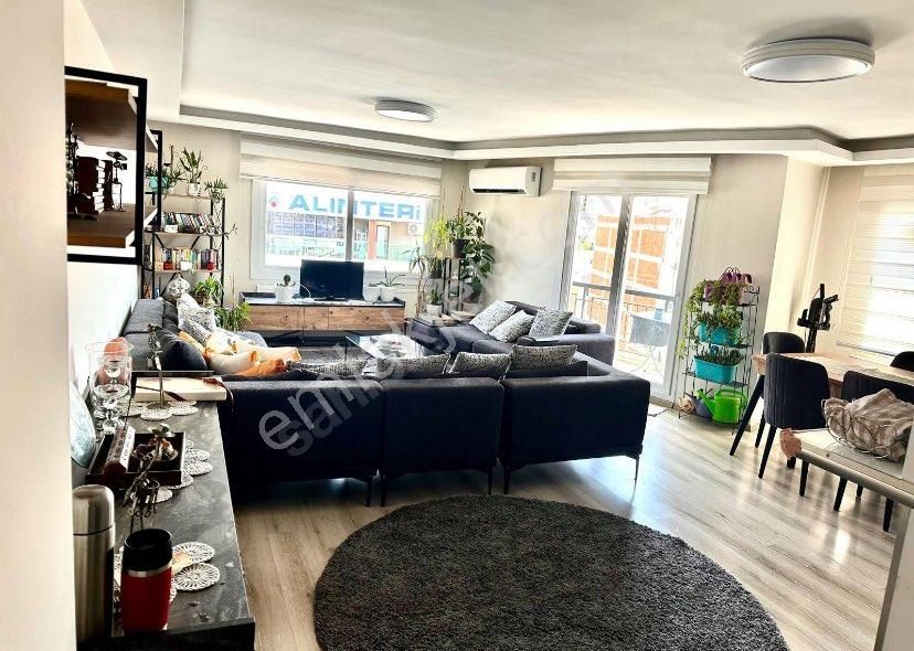 Atilla Mah Cadde Üstünde Asansörlü Doğalgazlı Eşyalı 2+1 Doğalgazlı Kiralık Daire