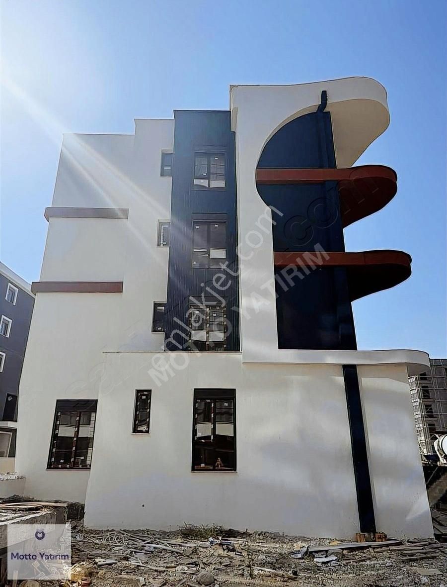 Kardeşkentler Caddesi'nde 70 M² Satılık 2+1 Daire