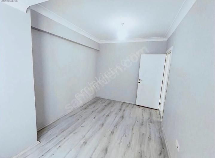 İstanbul House'dan B.evler'de Sıfır Binada 2+1 Ara Kat Daire - Görsel 8