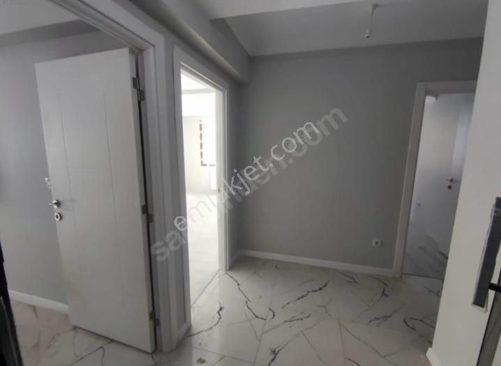 İstanbul House'dan B.evler'de Sıfır Binada 2+1 Ara Kat Daire - Görsel 12