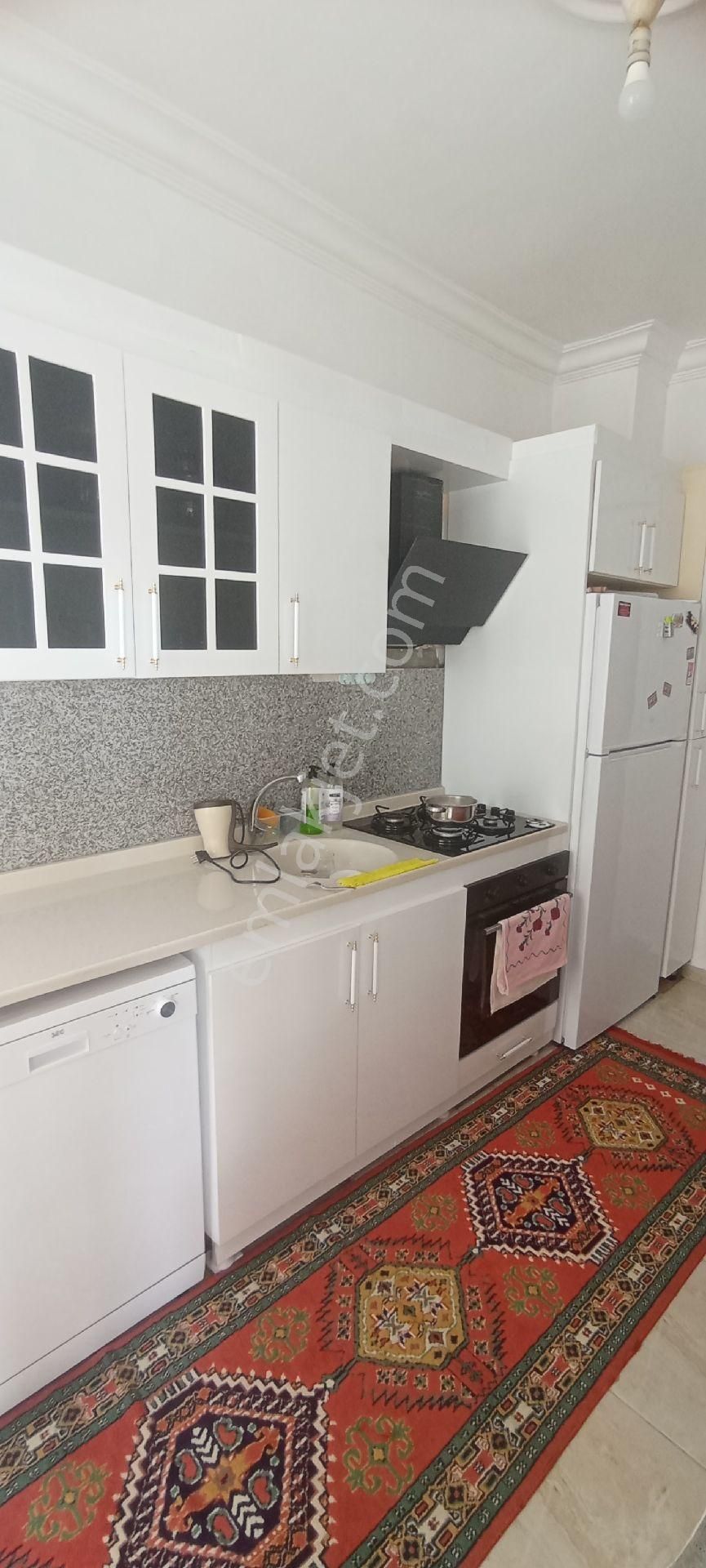 Erdemli Aşağı Alata Mahallesinde Eşyalı 3+1 Denize Yakın Dairemiz Satılıktır