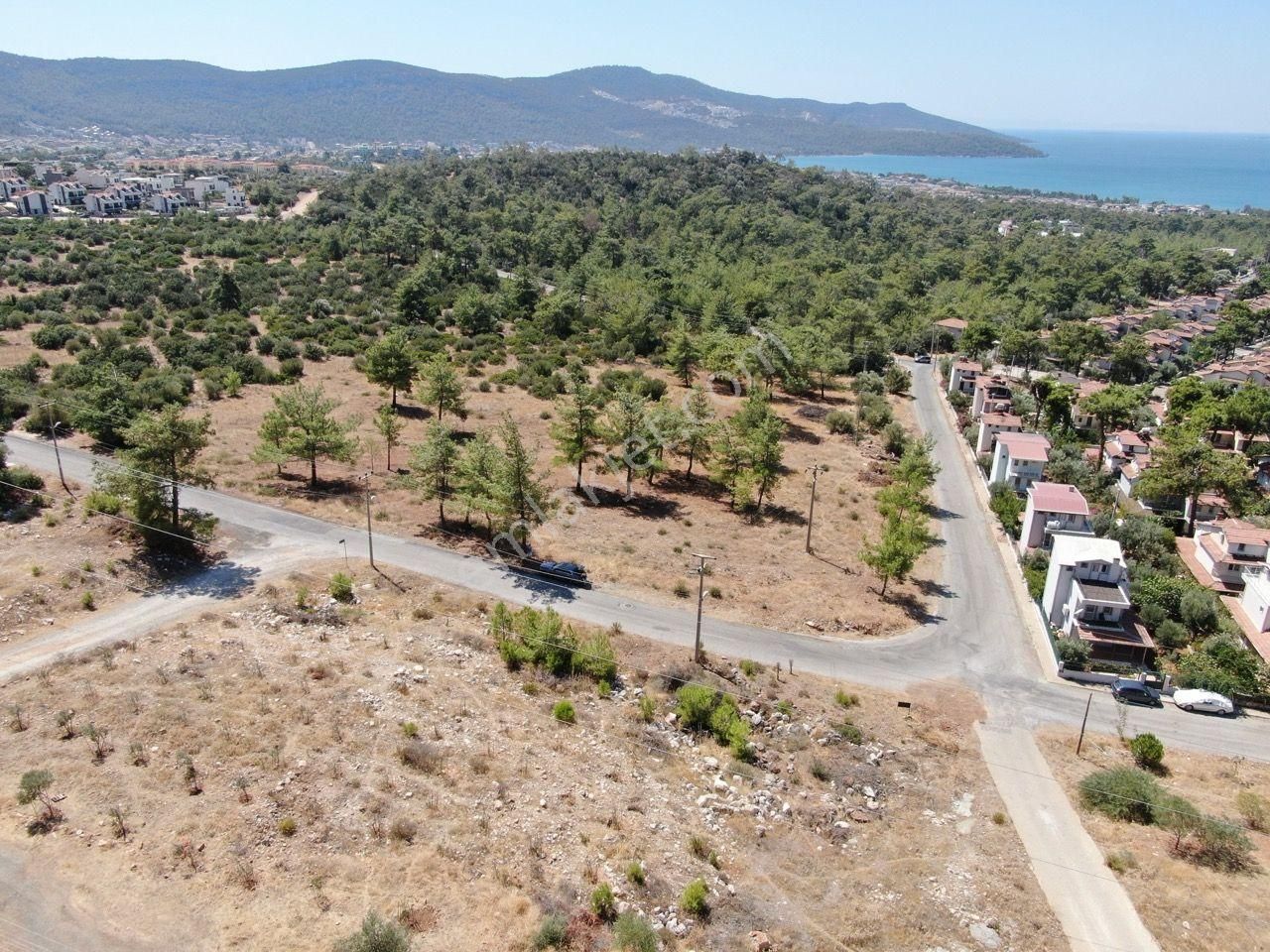 Akbük'te Deniz Manzaralı 500 M2 İmarlı Villa Arsası - Görsel 5
