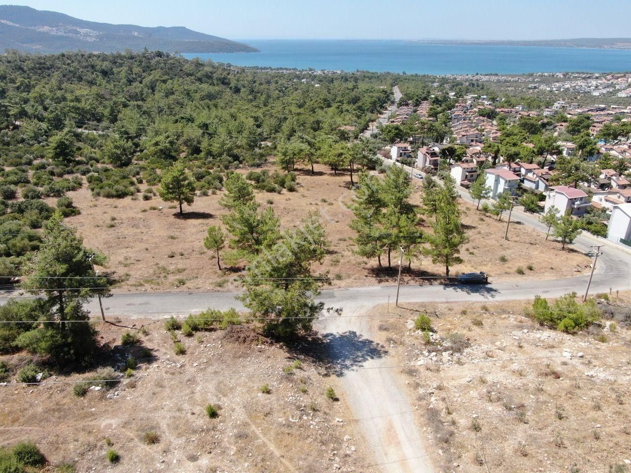 Akbük'te Deniz Manzaralı 500 M2 İmarlı Villa Arsası - Görsel 8