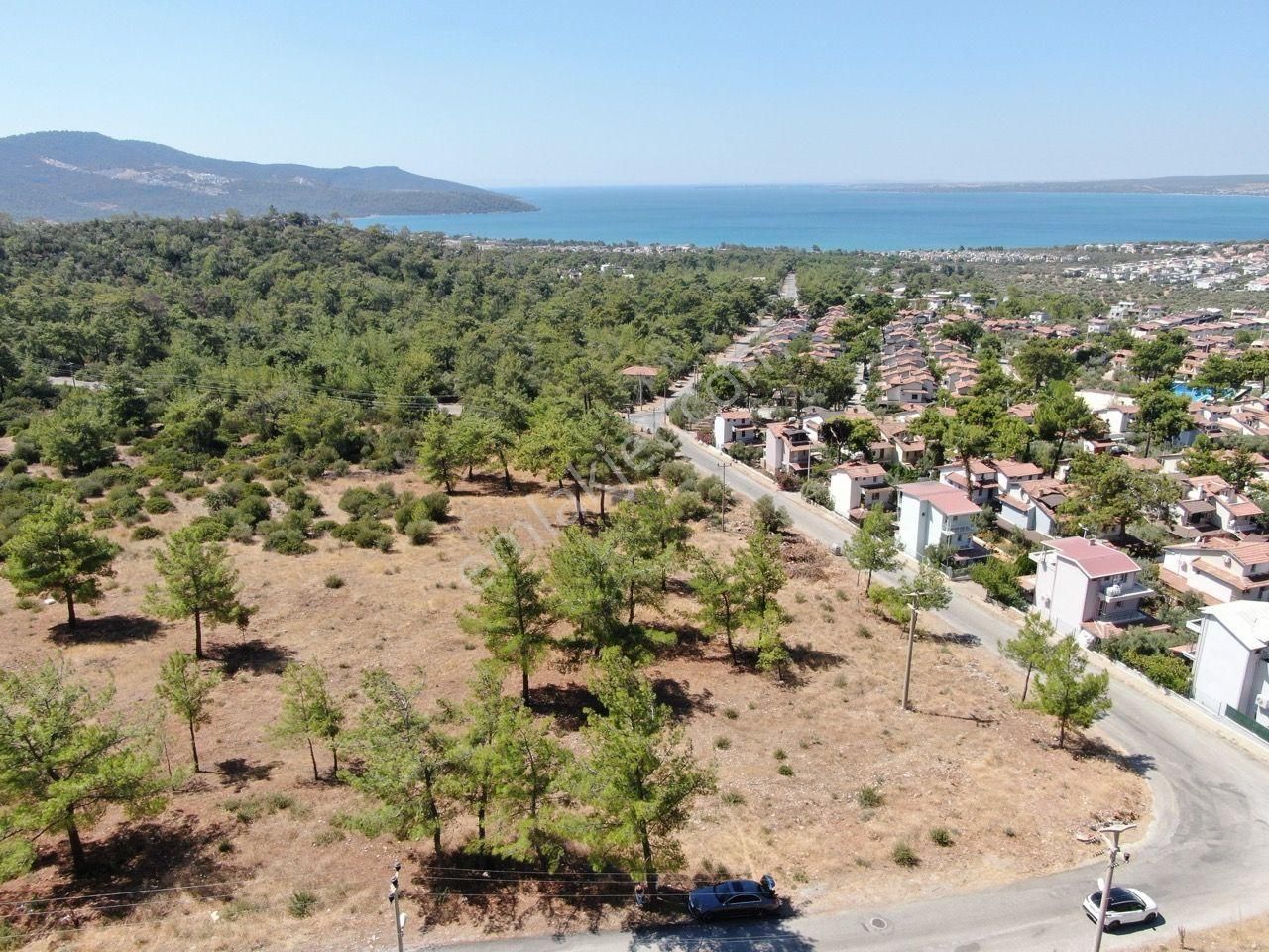 Akbük'te Deniz Manzaralı 500 M2 İmarlı Villa Arsası - Görsel 3
