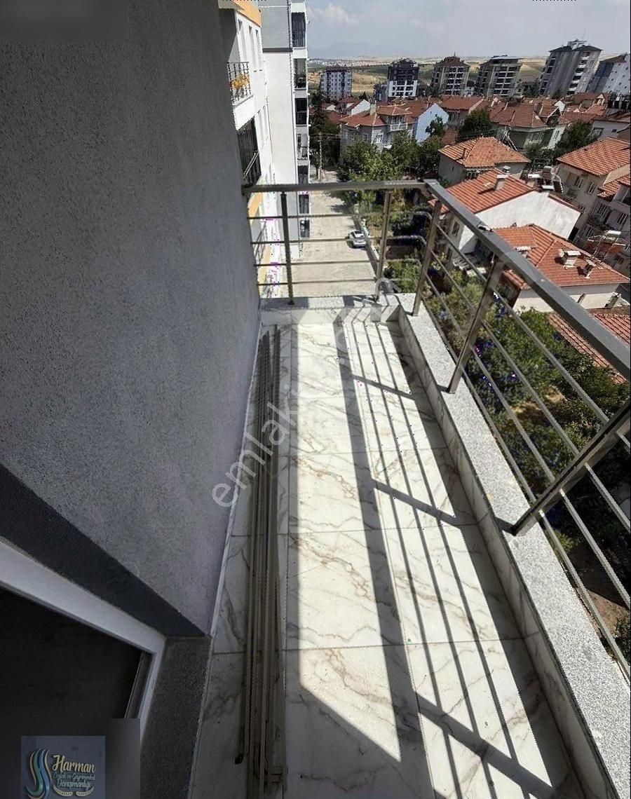 Masal Diyarı Yakını 200m2 4+1 Daire Mutfak Dolabı Vestiyer Dahil - Görsel 17