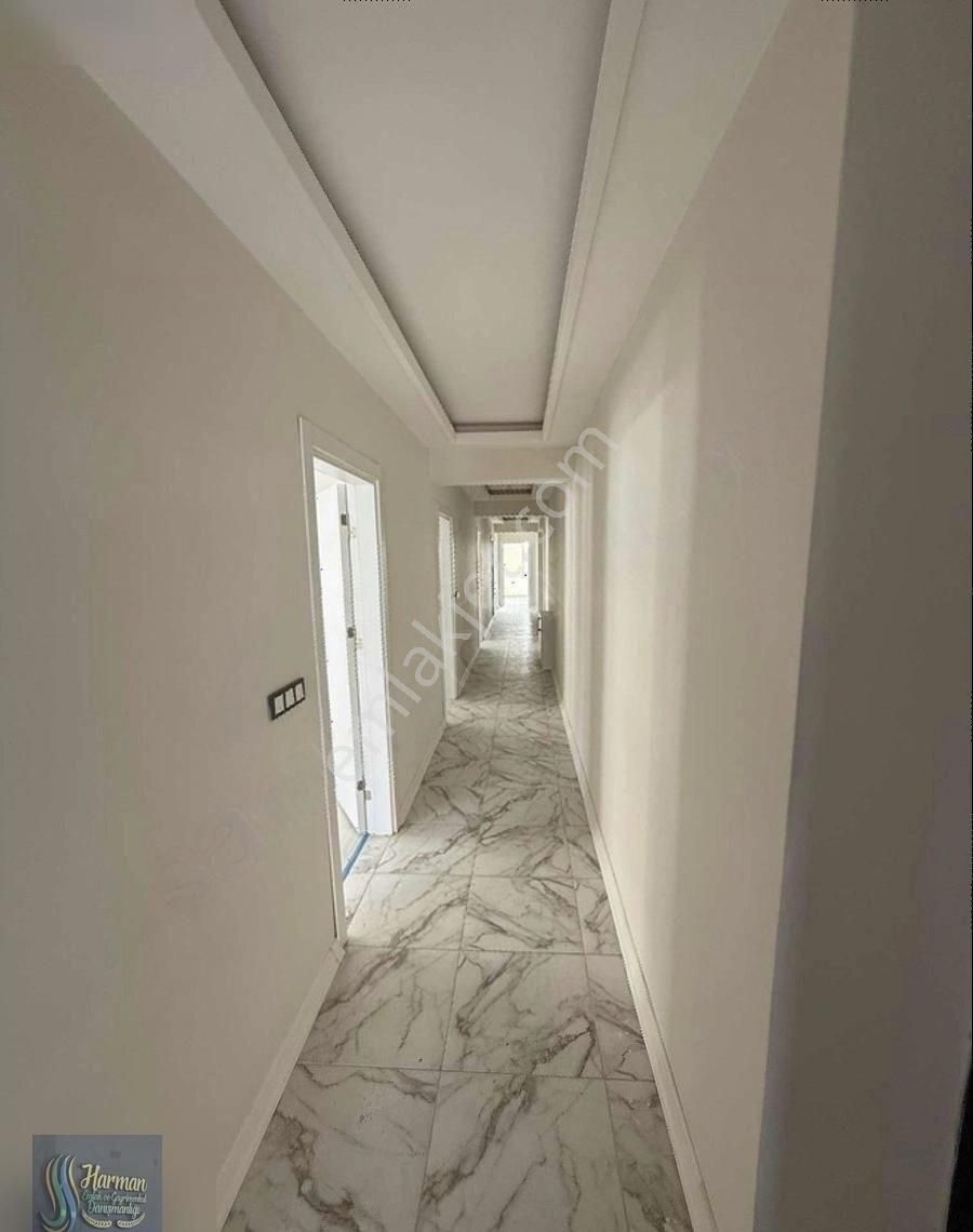 Masal Diyarı Yakını 200m2 4+1 Daire Mutfak Dolabı Vestiyer Dahil - Görsel 4