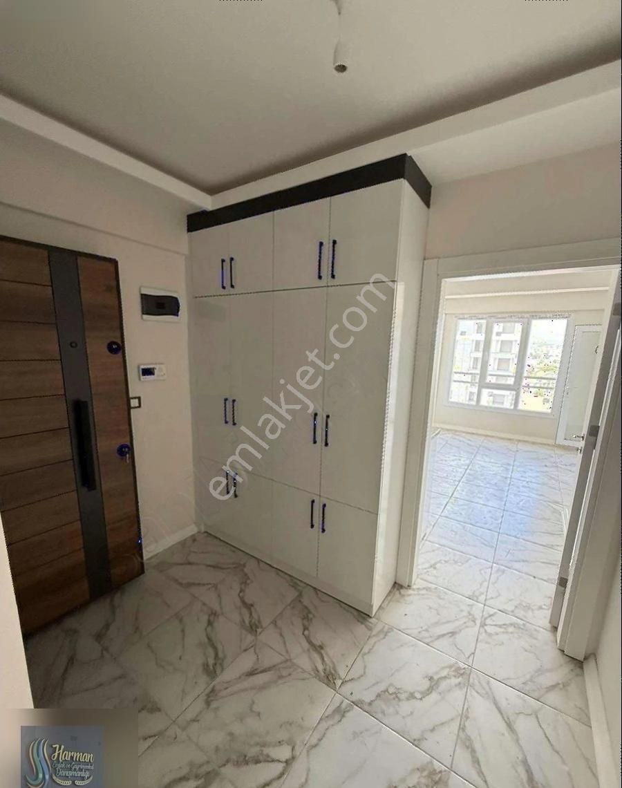 Masal Diyarı Yakını 200m2 4+1 Daire Mutfak Dolabı Vestiyer Dahil - Görsel 10