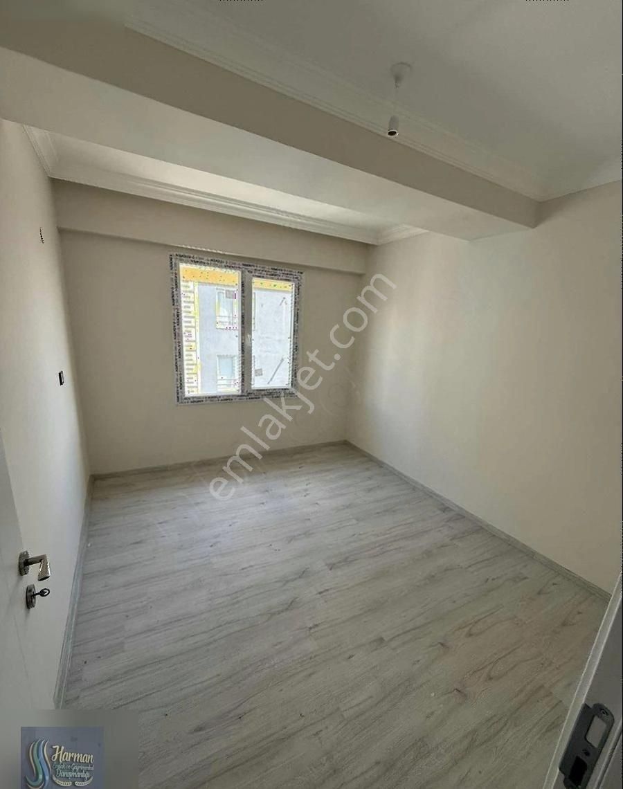 Masal Diyarı Yakını 200m2 4+1 Daire Mutfak Dolabı Vestiyer Dahil - Görsel 15