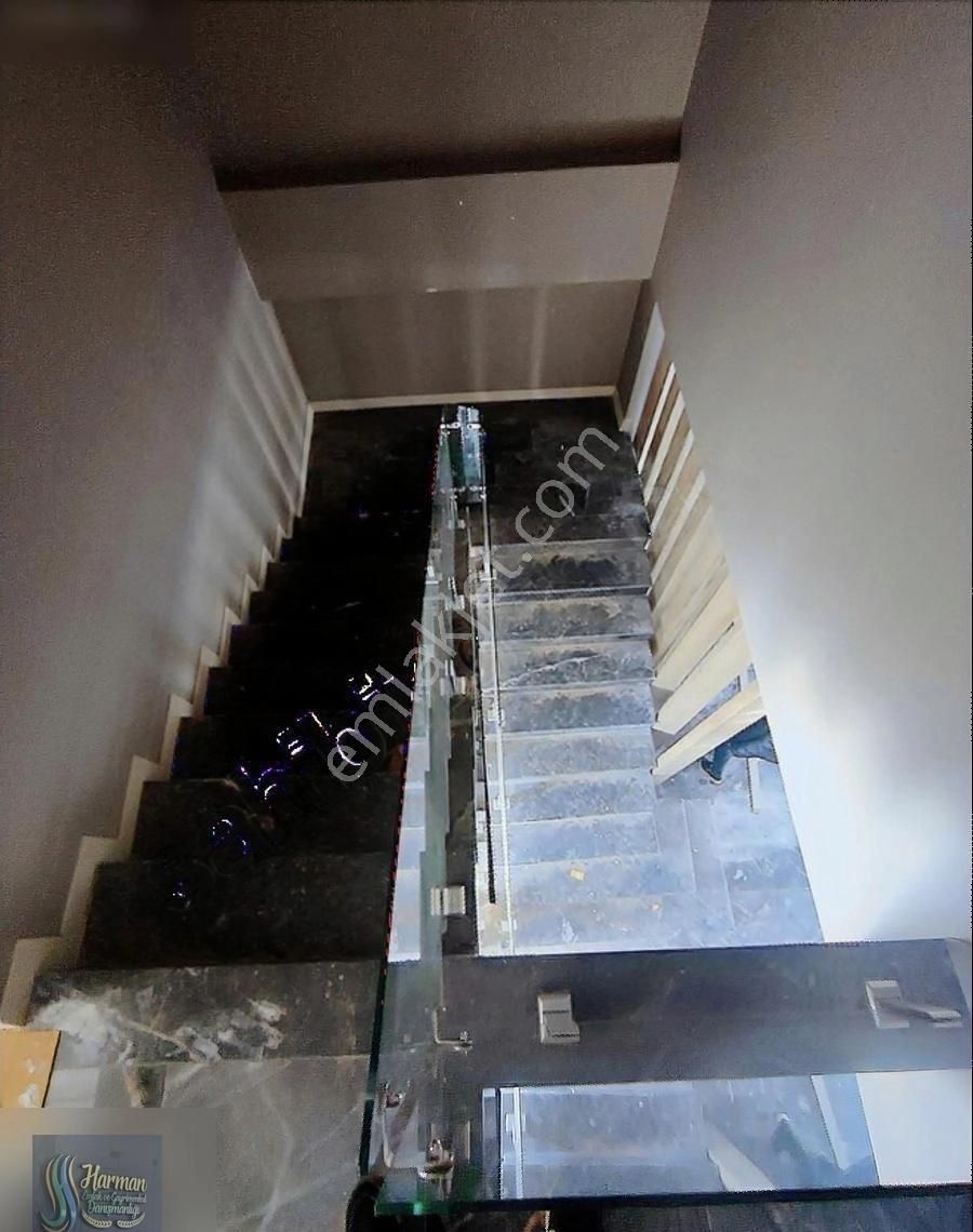 Batıkent'te Anahtar Teslim Sıfır Satılık İskanlı Villa - Görsel 24