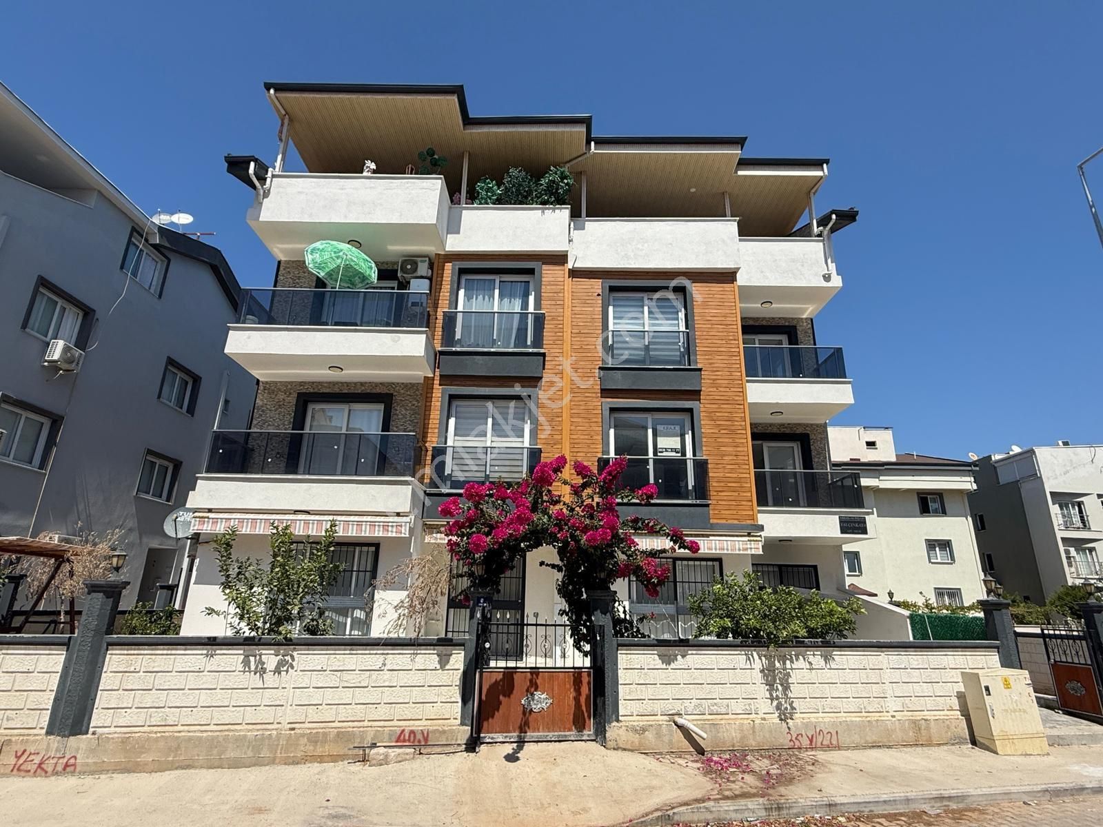 ⚡️plaja Yakın 2+1 Daire Asansörlü 1 Yaşında Binada ⚡️