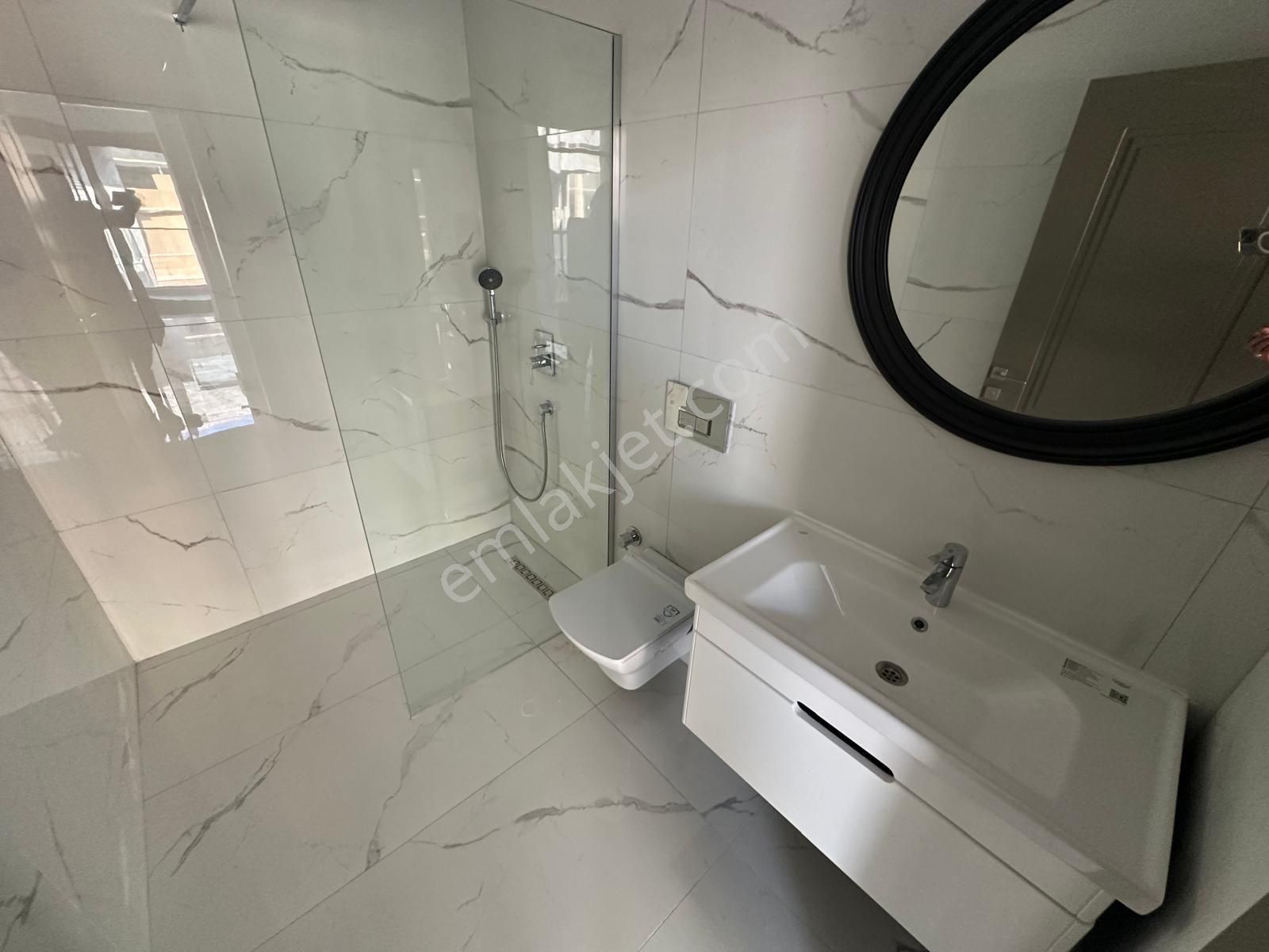 Kuşadası Ege Mahallesinde Elit Residansta 3+1 165m2 Fırsat Loft Lux Daire - Görsel 17