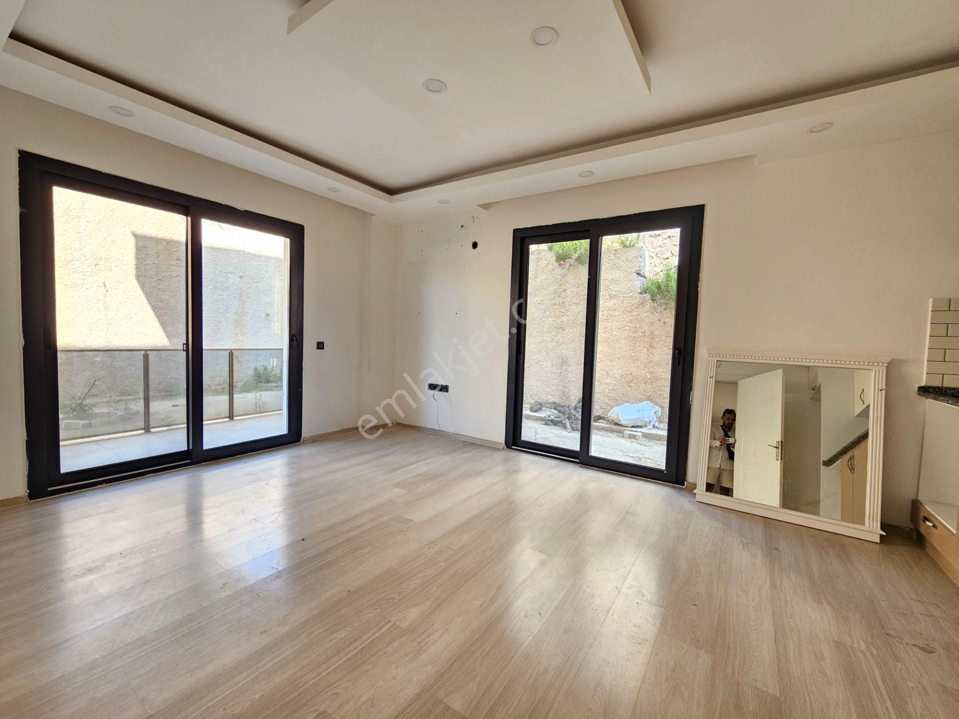 Mumcular Satılık 2+1 Bahçe Katı Satılık Daire - Görsel 9