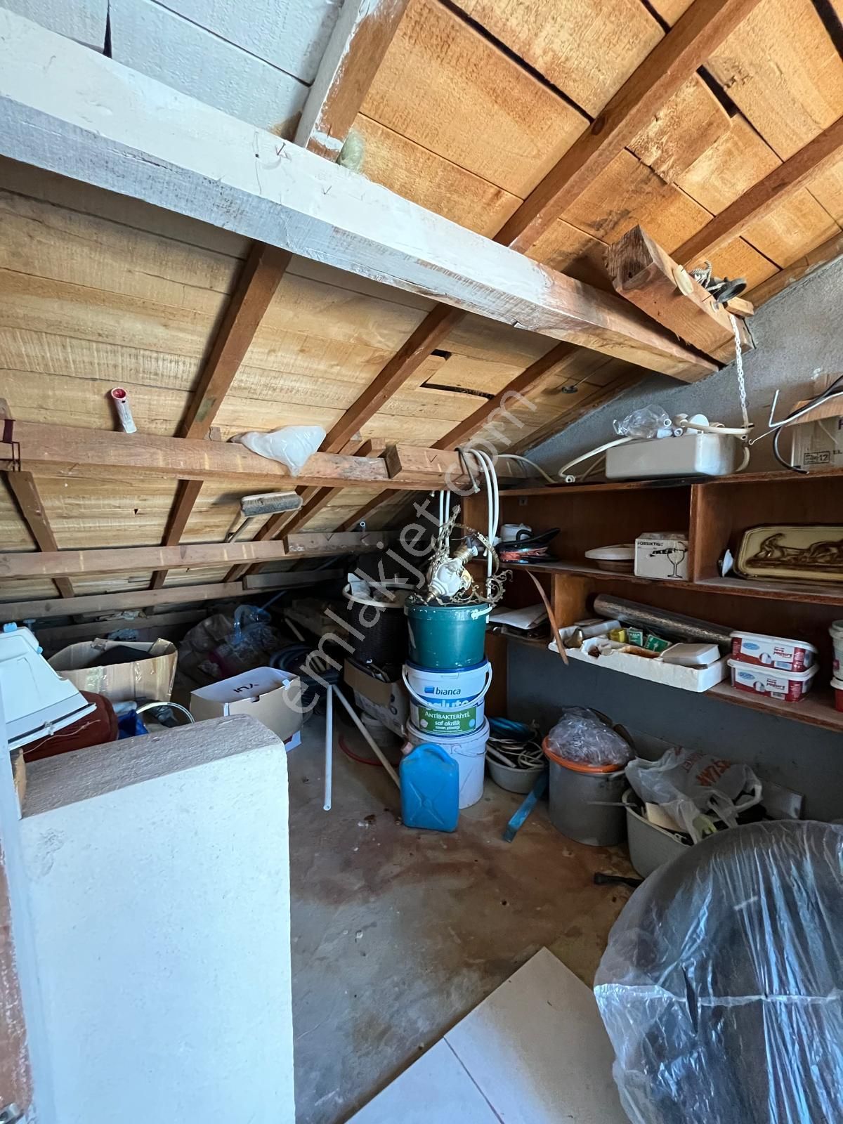 Denize Sıfır Yaz Kış Tatil Konforunda Villa - Görsel 29