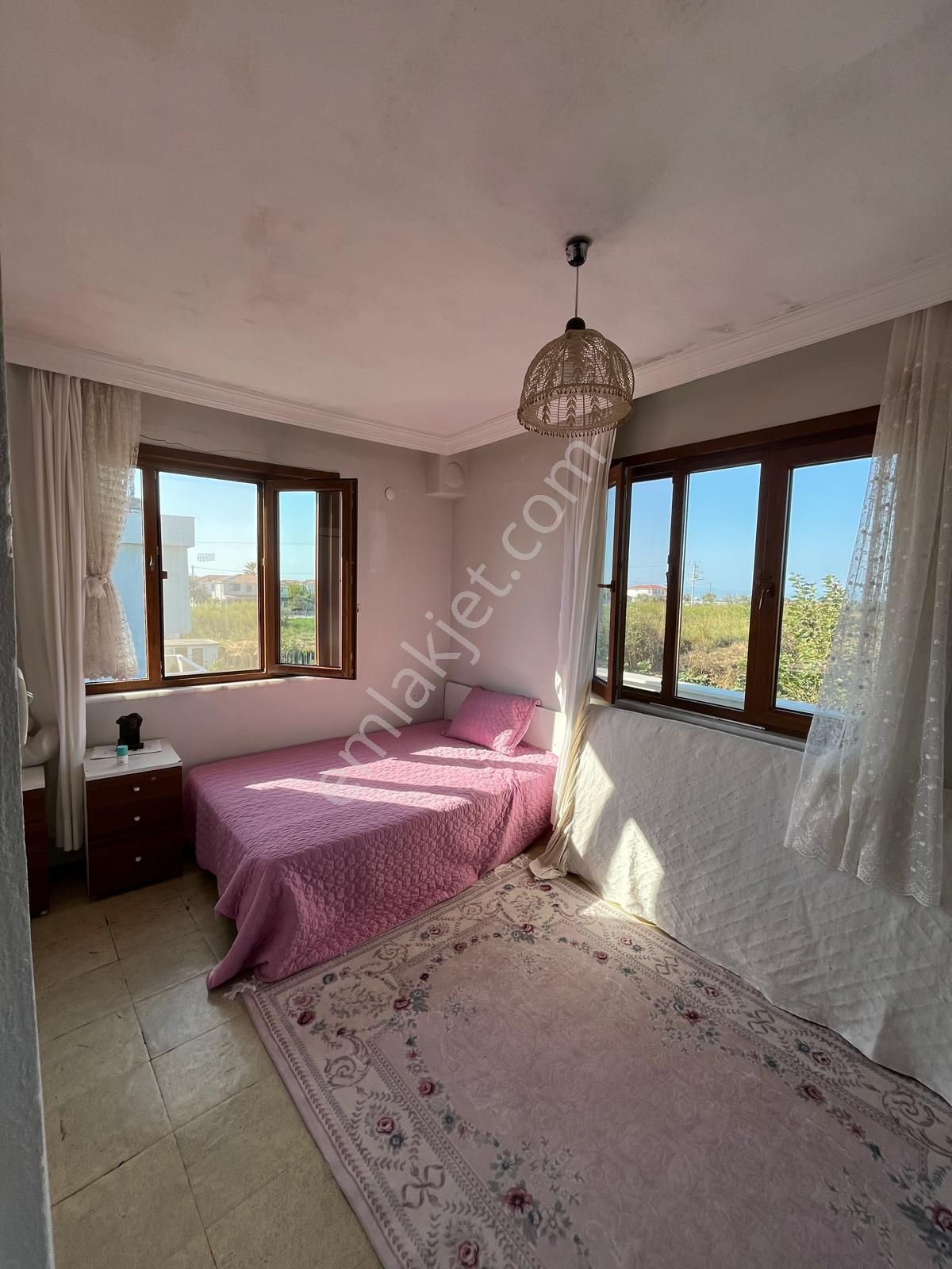 Denize Sıfır Yaz Kış Tatil Konforunda Villa - Görsel 27