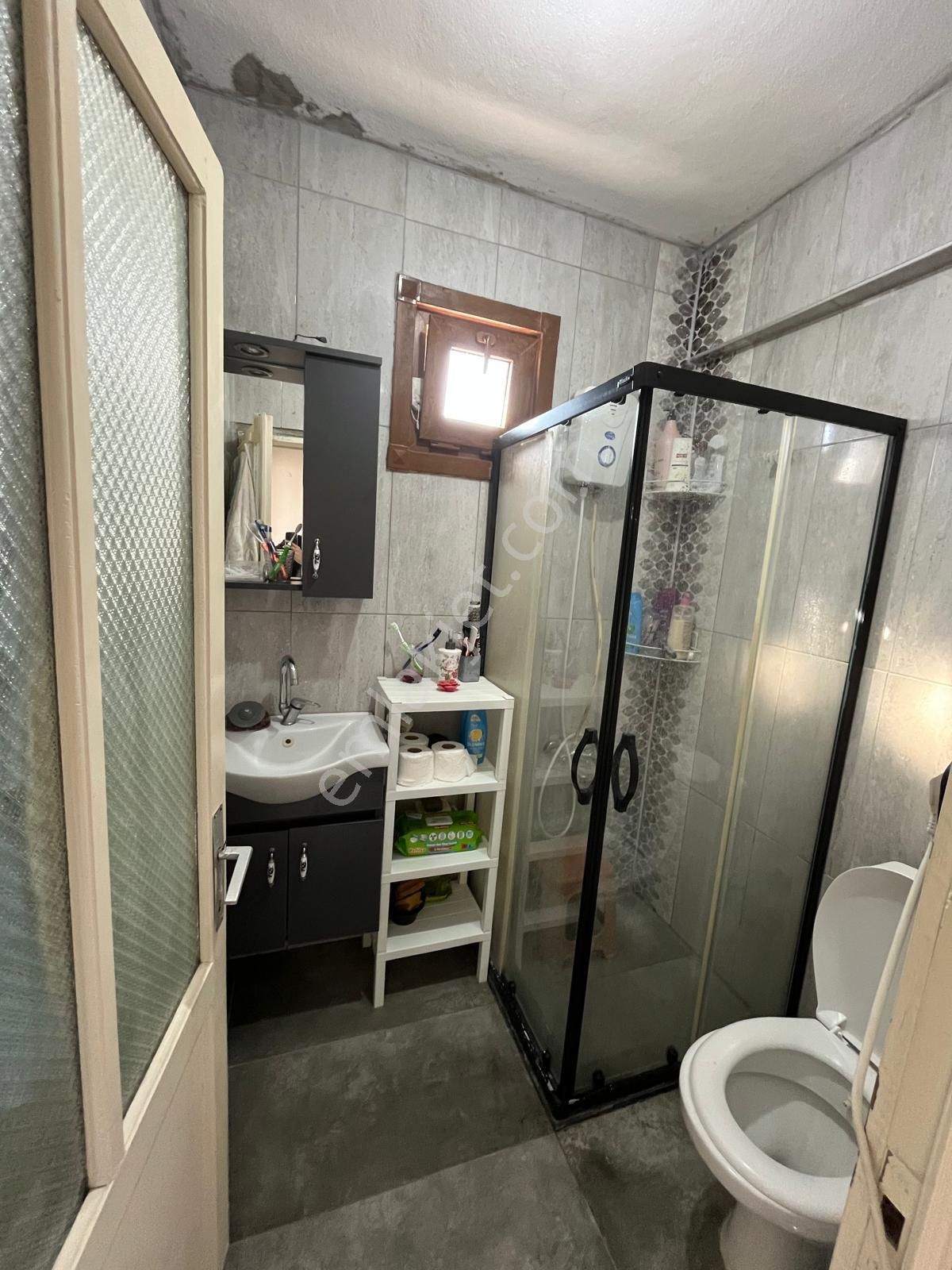 Denize Sıfır Yaz Kış Tatil Konforunda Villa - Görsel 26