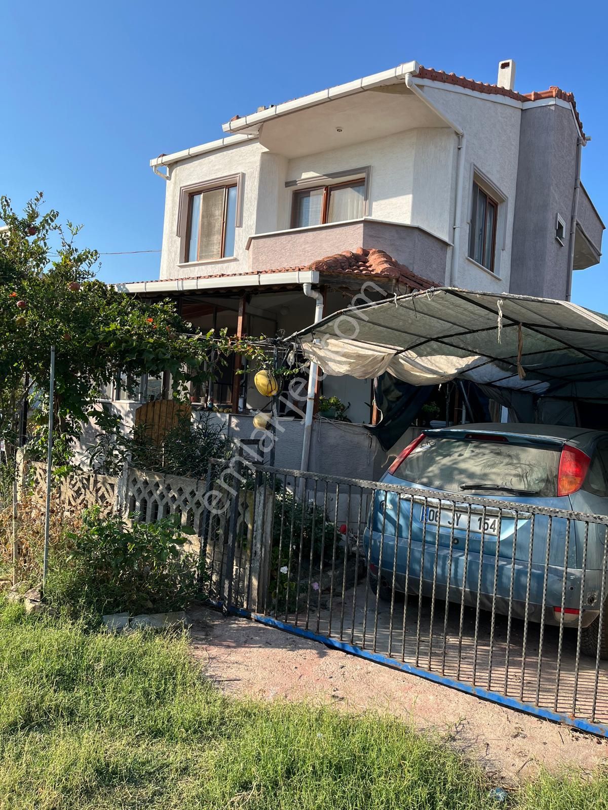 Denize Sıfır Yaz Kış Tatil Konforunda Villa - Görsel 34