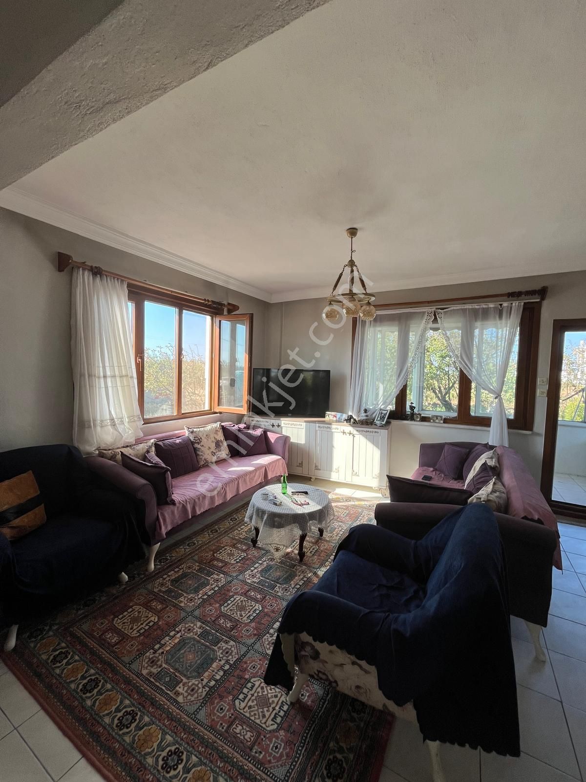 Denize Sıfır Yaz Kış Tatil Konforunda Villa - Görsel 18