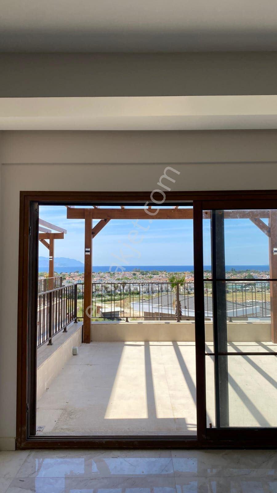 Kuşadası Soğucak Mevkinde Deniz Manzaralı Dublex Daire - Görsel 4