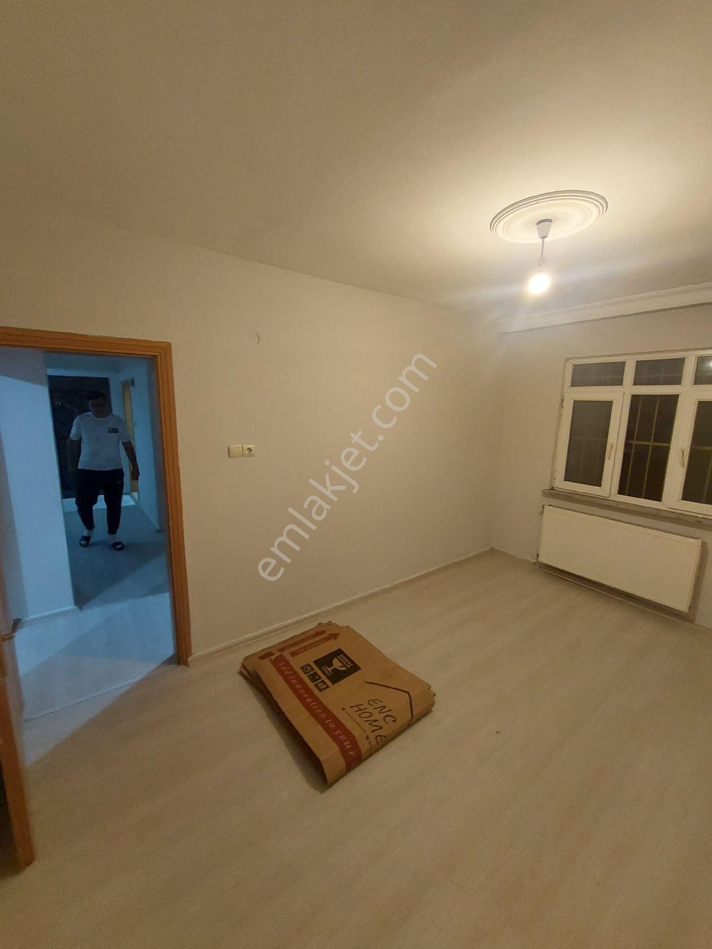 İsmetpaşa Mah De Yüksek Giriş Kat Daire