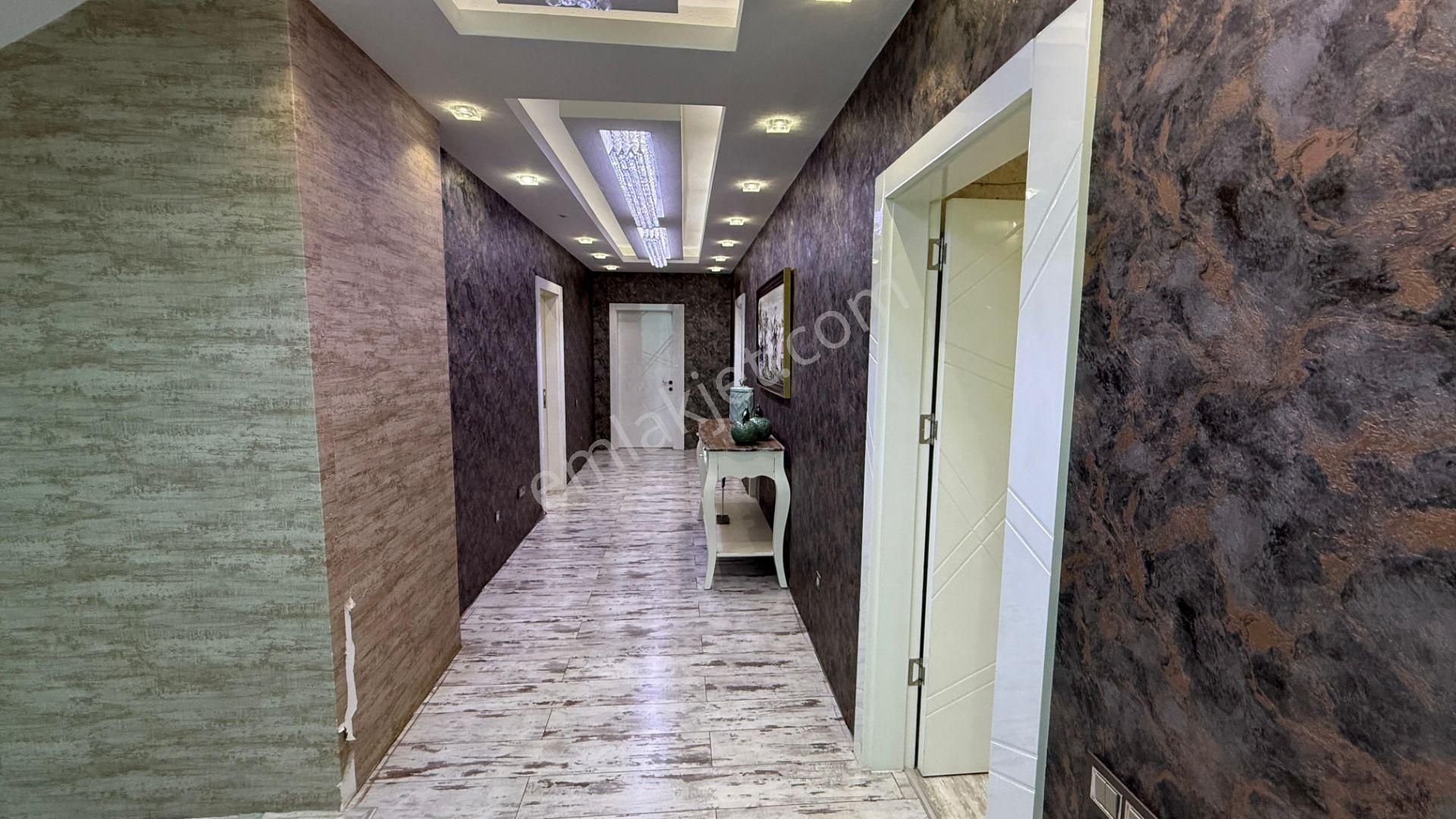 Thor'dan Satılık Yenişehir Deniz Mahallesi 9+1 Lüks Villa - Görsel 20