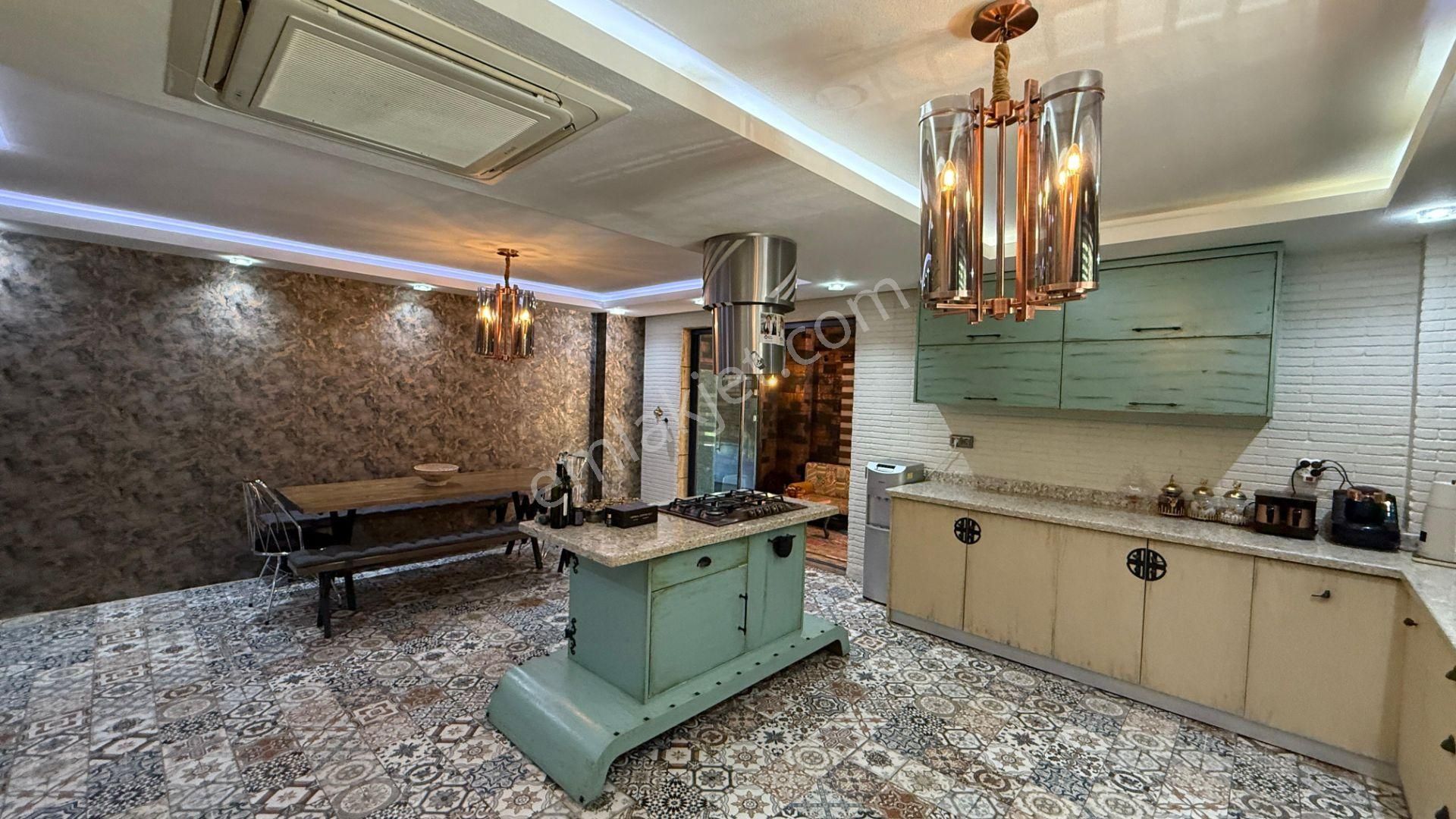 Thor'dan Satılık Yenişehir Deniz Mahallesi 9+1 Lüks Villa - Görsel 7