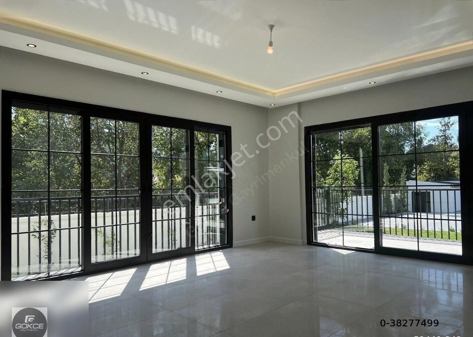 Sahile Yürüme Mesafesinde 2+1 Bahçe Katı