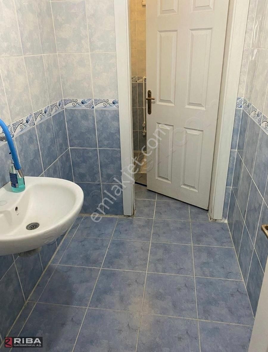 Bahçelievler'de Müstakil Ev Tadında 6+1 Dubleks Daire - Görsel 10