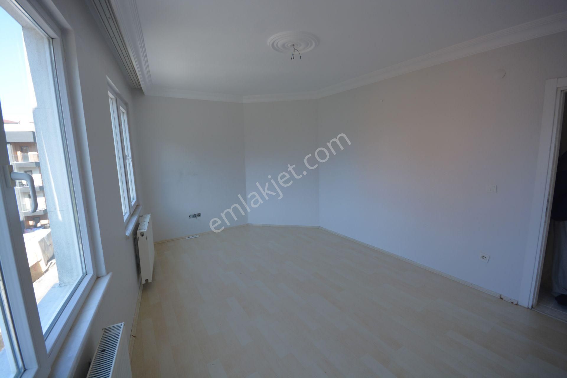 Balkonlu Ve Muhteşem Bahçeli* 130 M² Satılık Yüksek Giriş Daire - Görsel 13