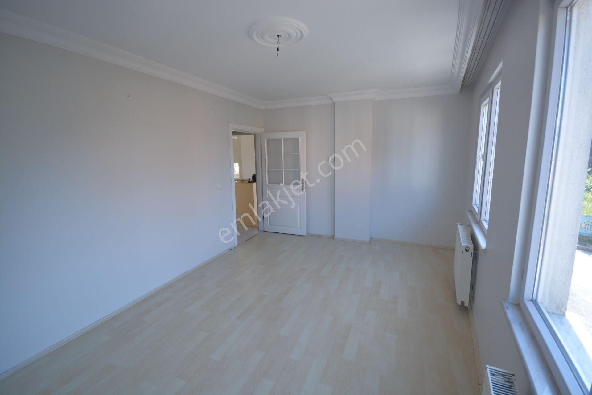 Balkonlu Ve Muhteşem Bahçeli* 130 M² Satılık Yüksek Giriş Daire - Görsel 4