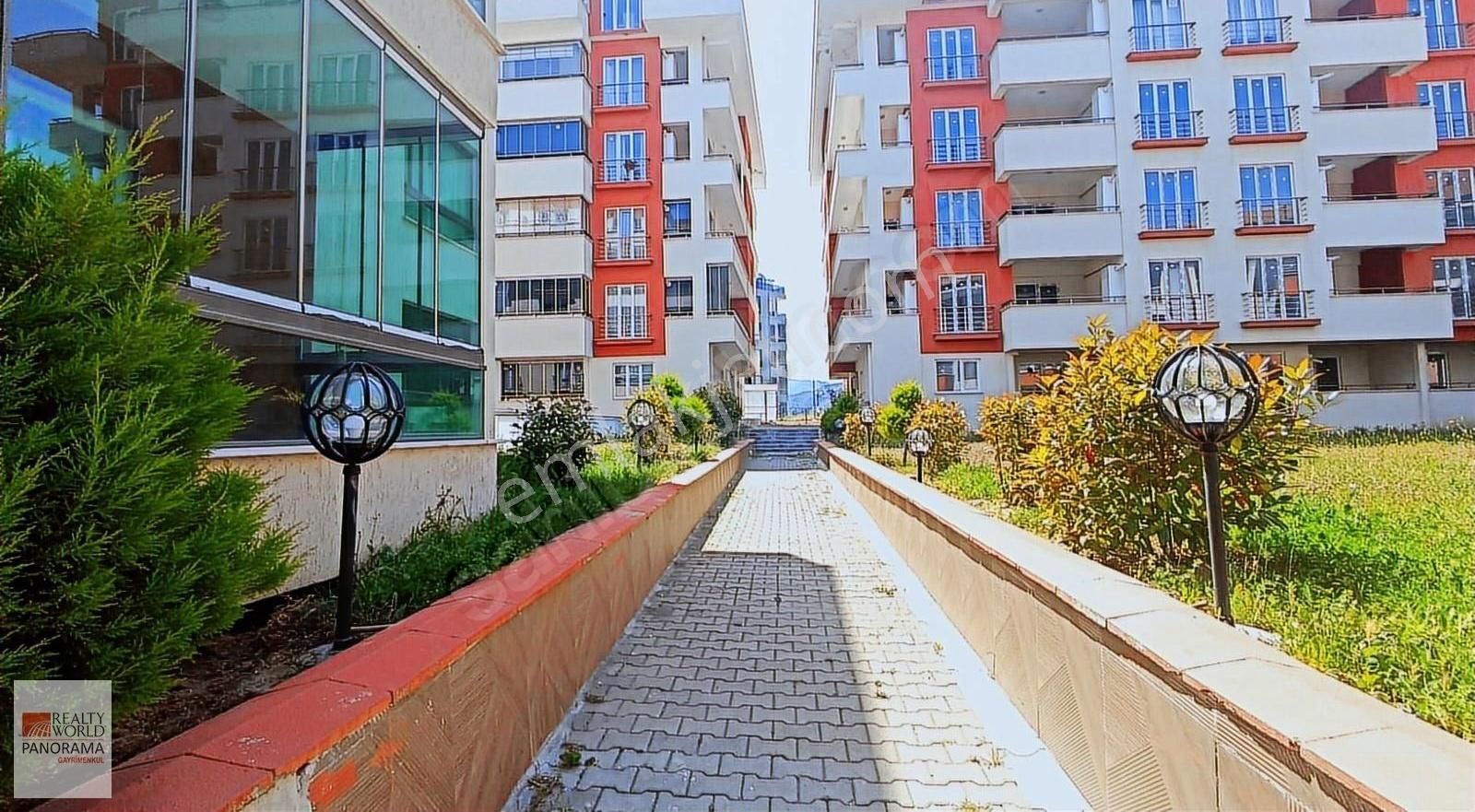 Mudanya Yeni Mahallesinde Kiralık Sıfır Geniş 1+1 Daire