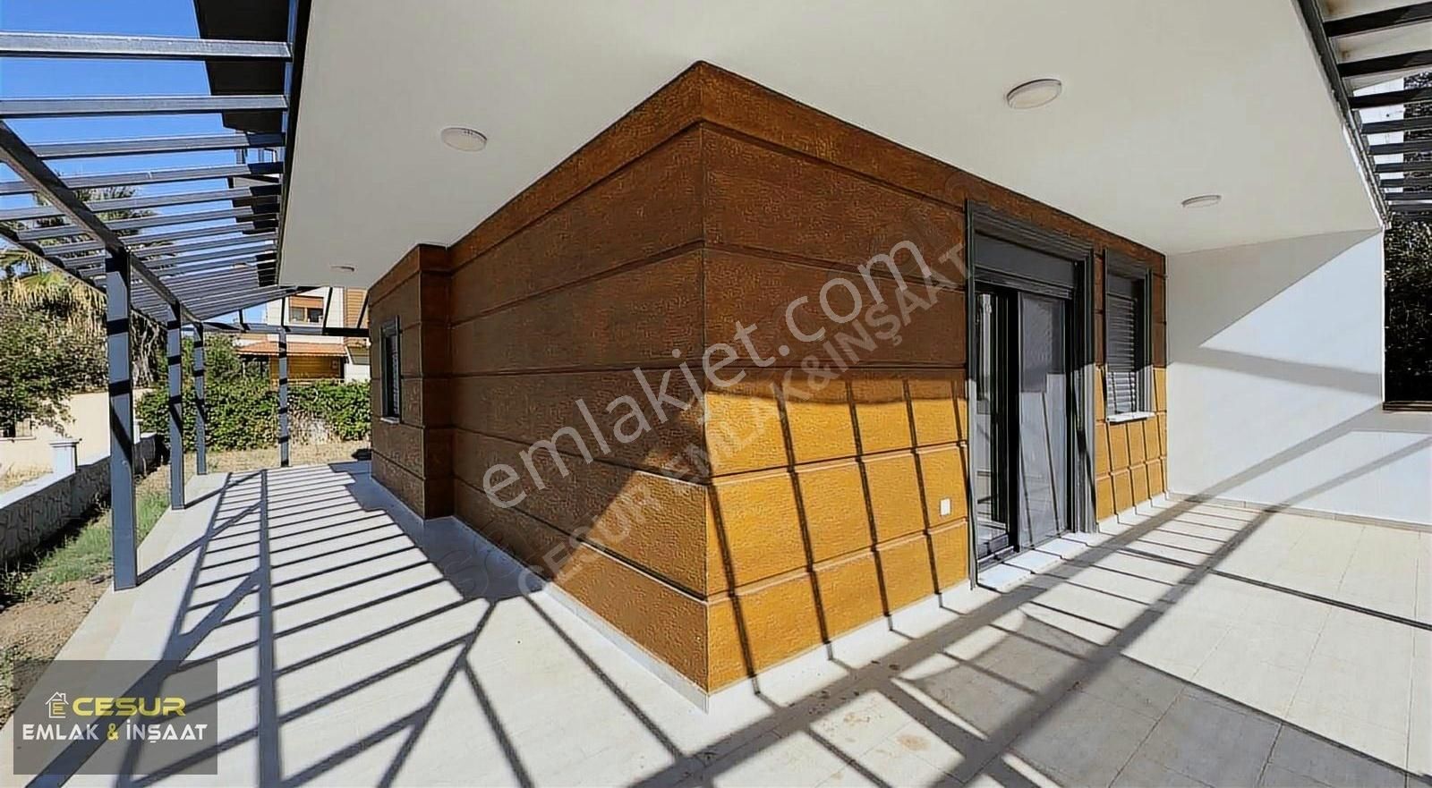 İzmir Dikili Satılık Gülkent Sitesinde 6+1 Lüks Triplex Villa - Görsel 24